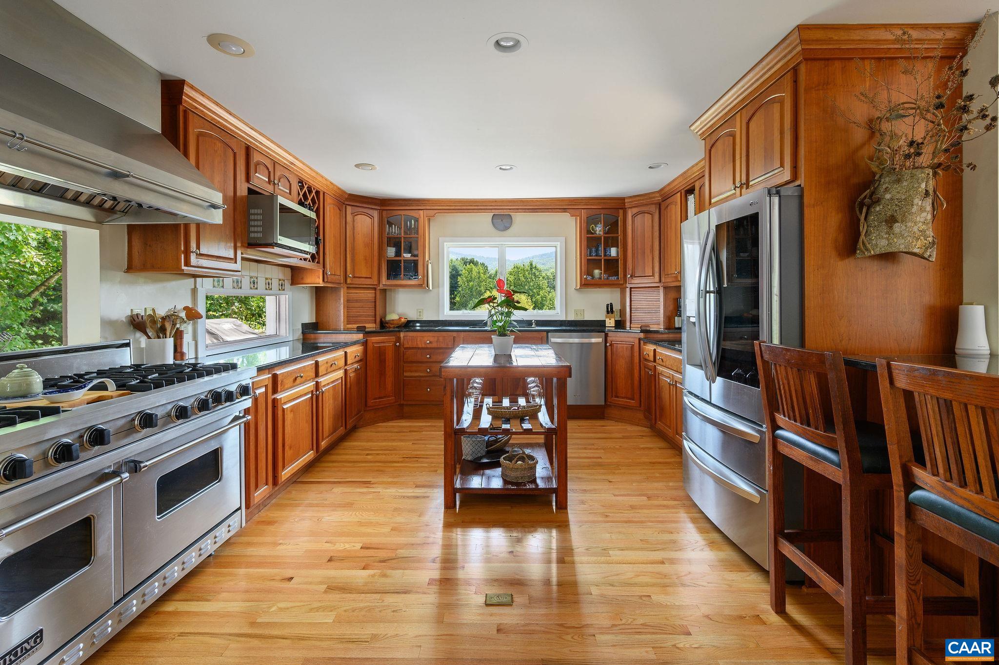 888 WOLF TRAP RD