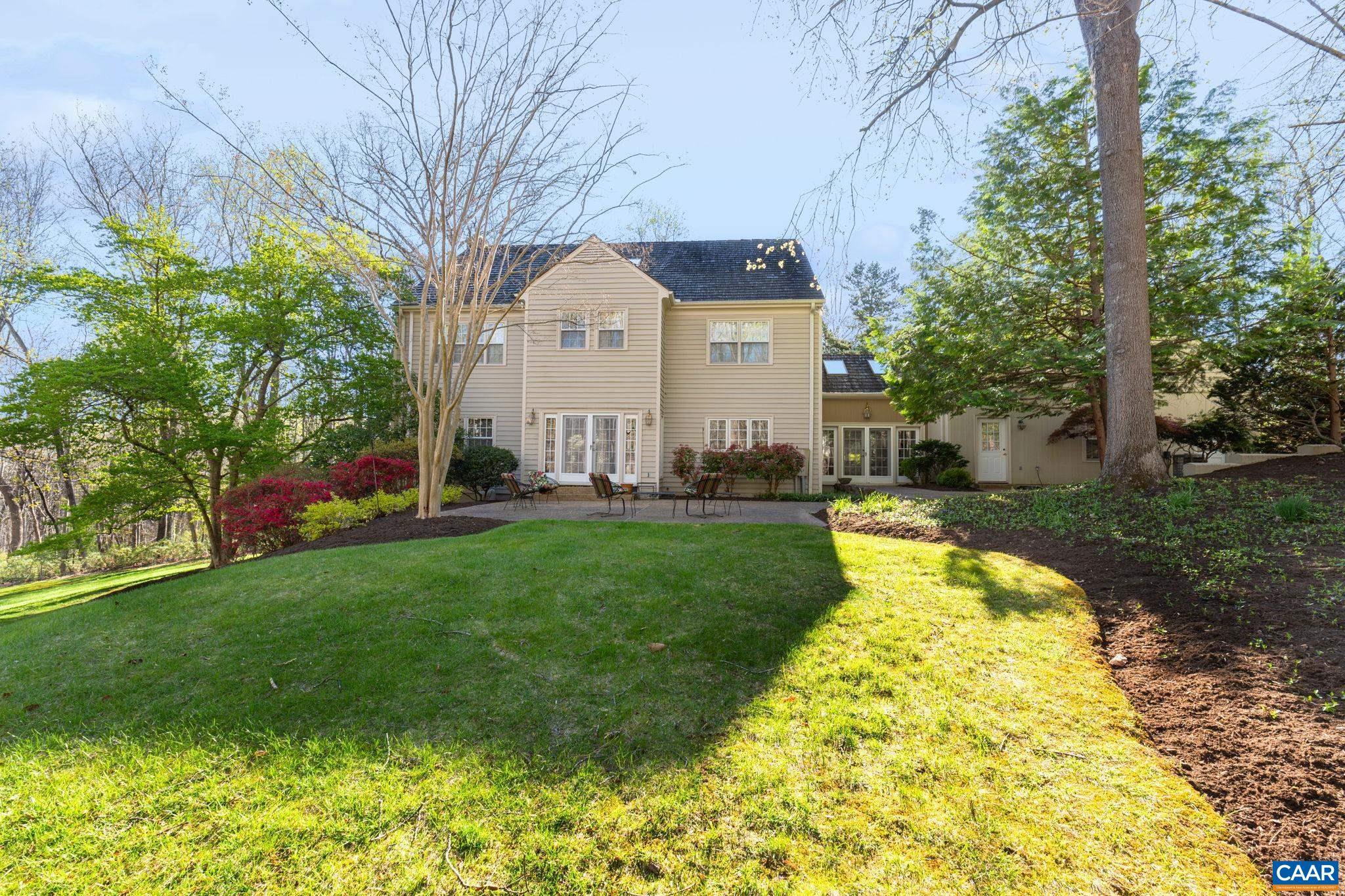 500 LOBLOLLY LN