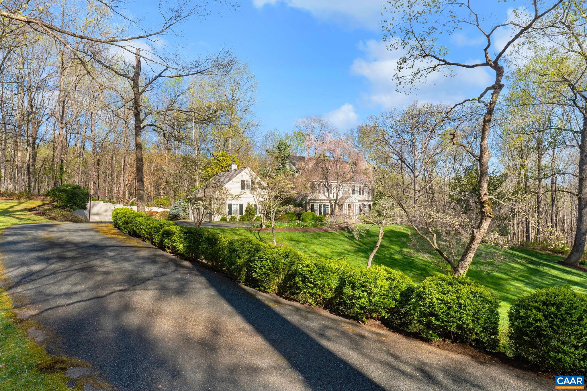 500 LOBLOLLY LN