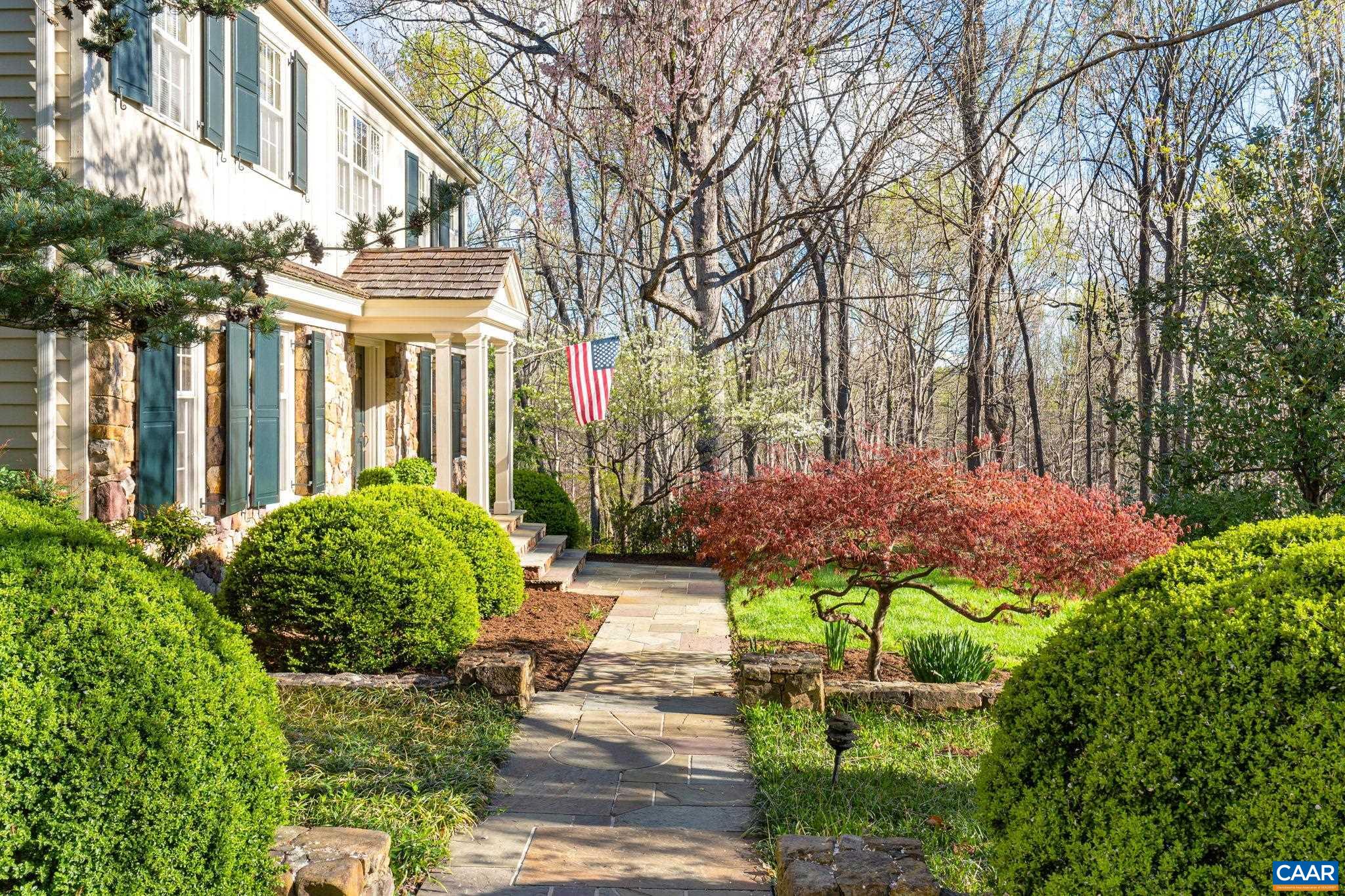500 LOBLOLLY LN