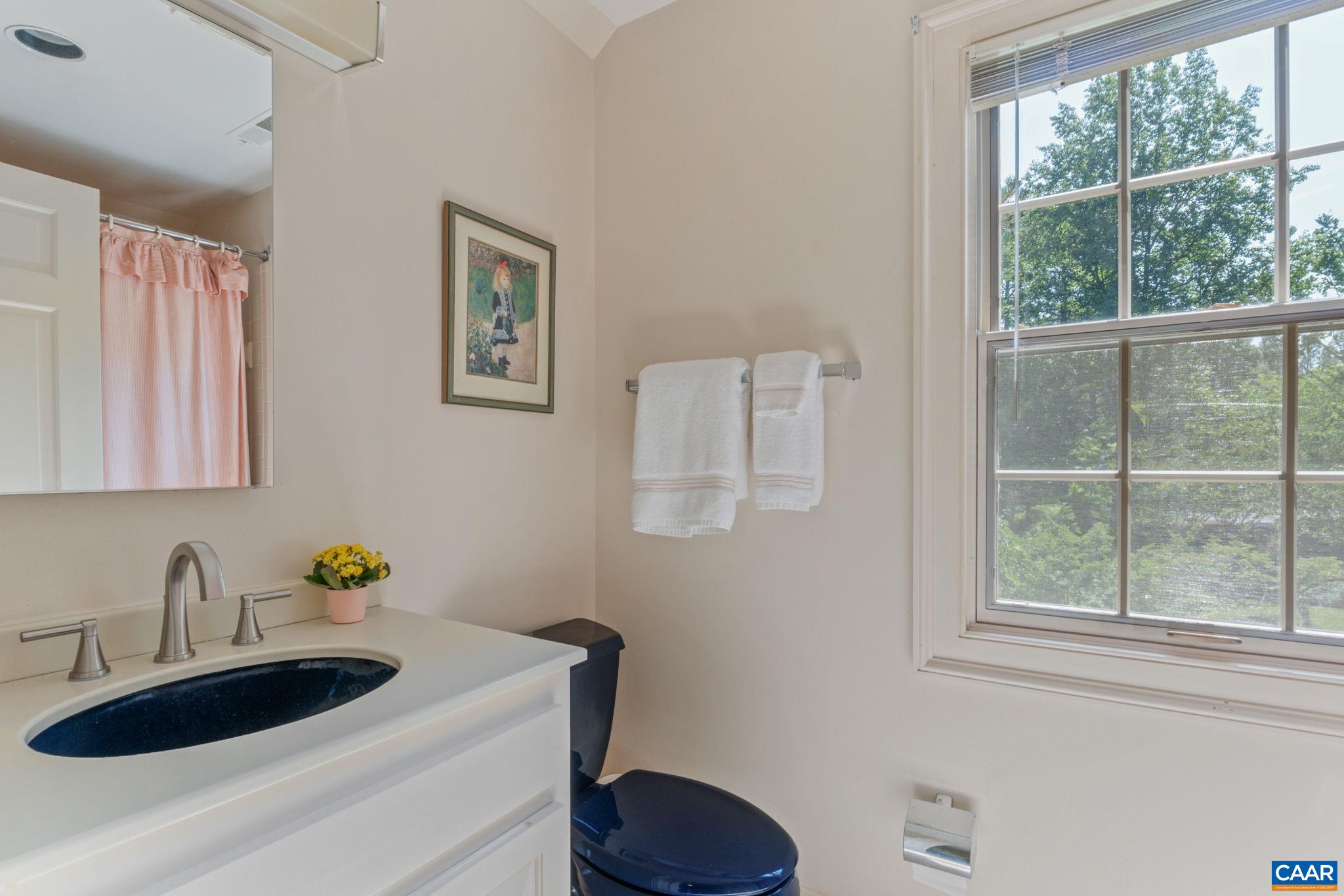 500 LOBLOLLY LN