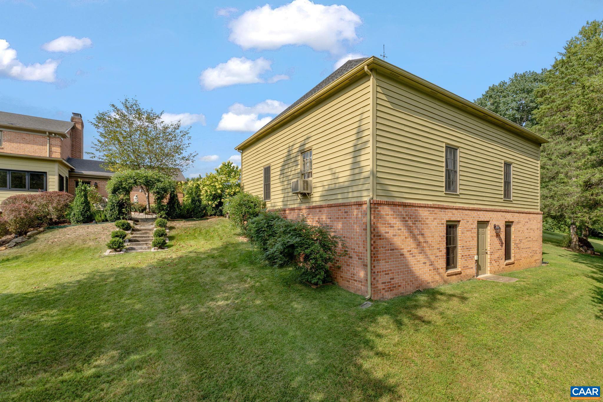 1707 LAMBS RD
