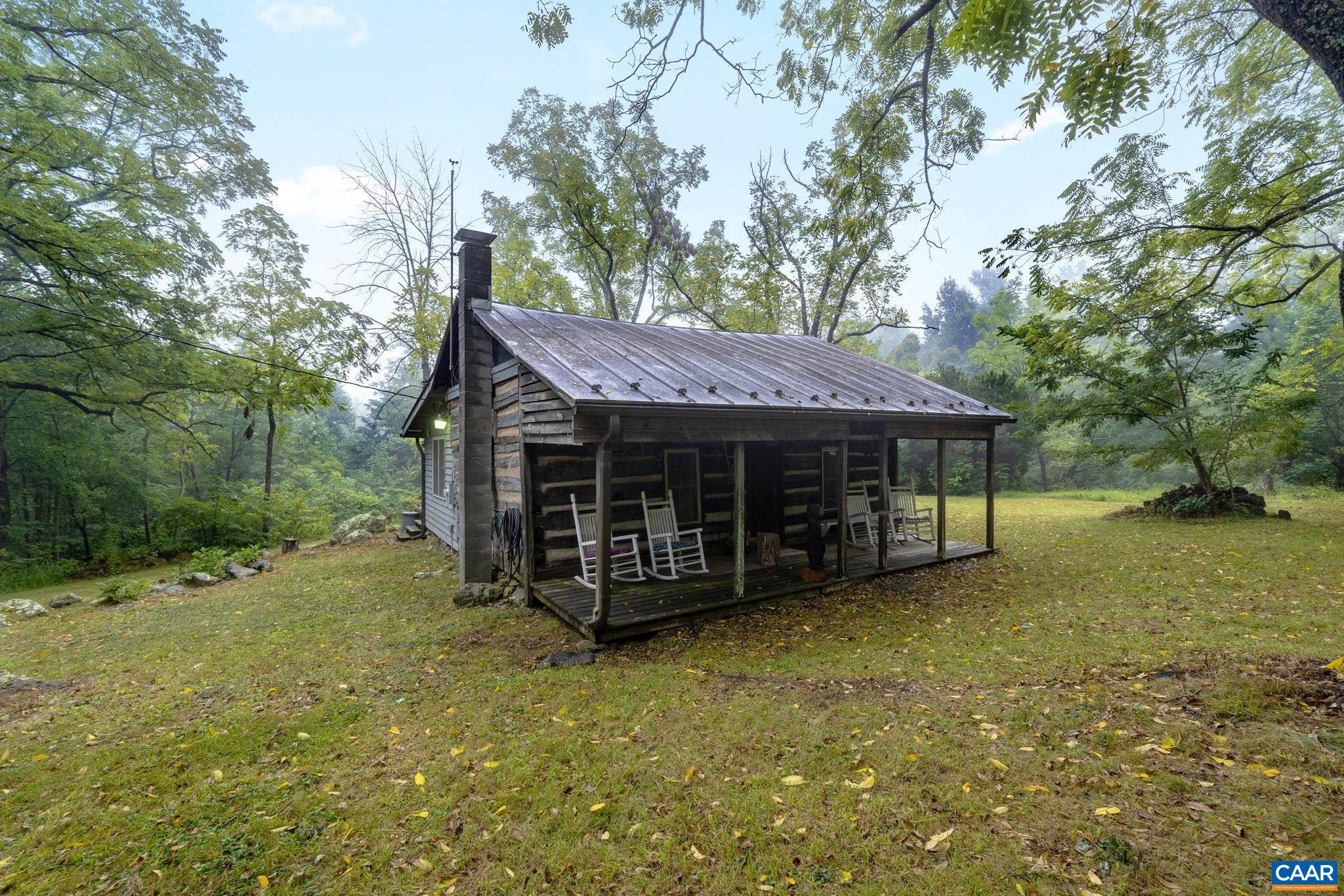 1098 POCOSAN MOUNTAIN RD