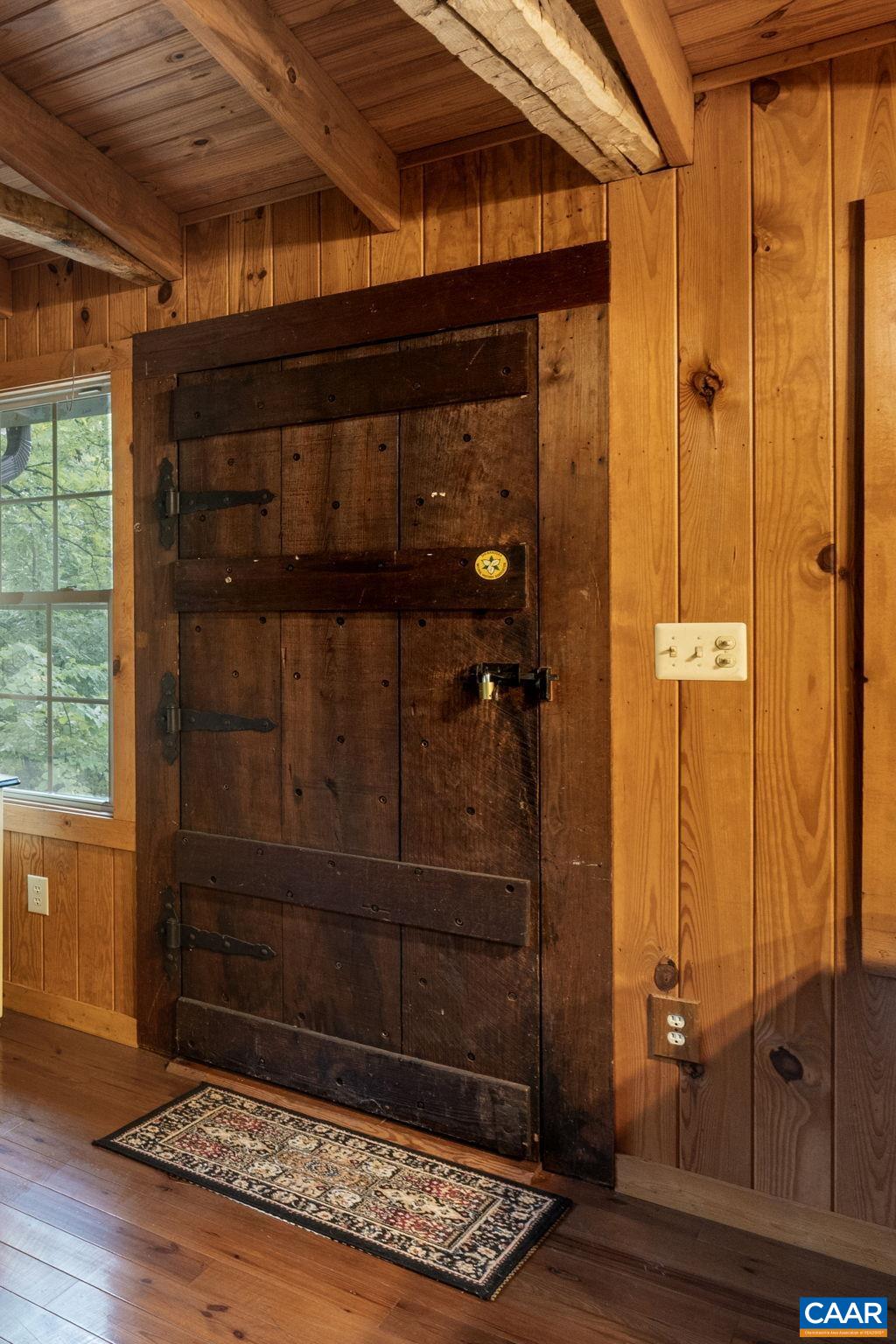 1098 POCOSAN MOUNTAIN RD