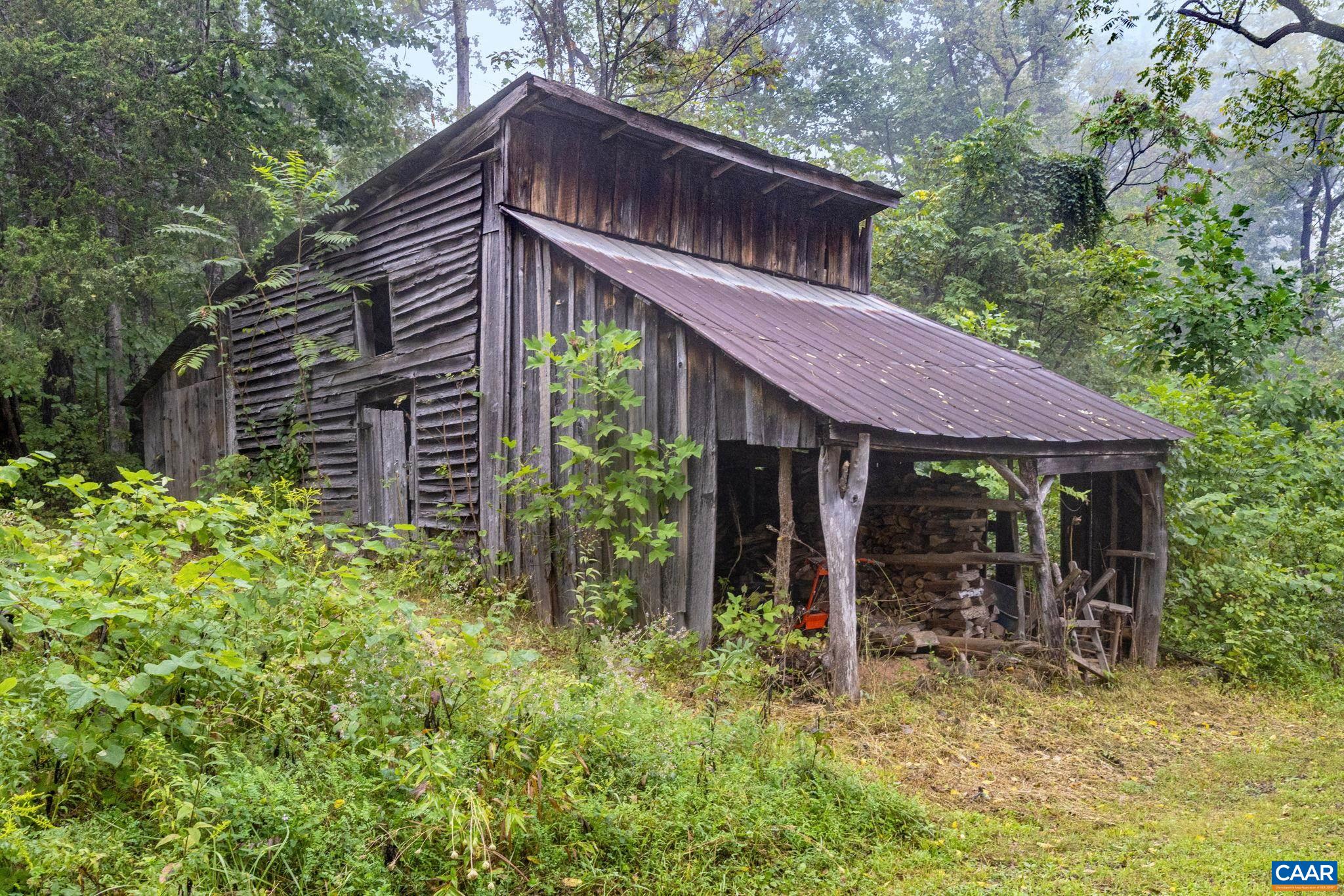 1098 POCOSAN MOUNTAIN RD