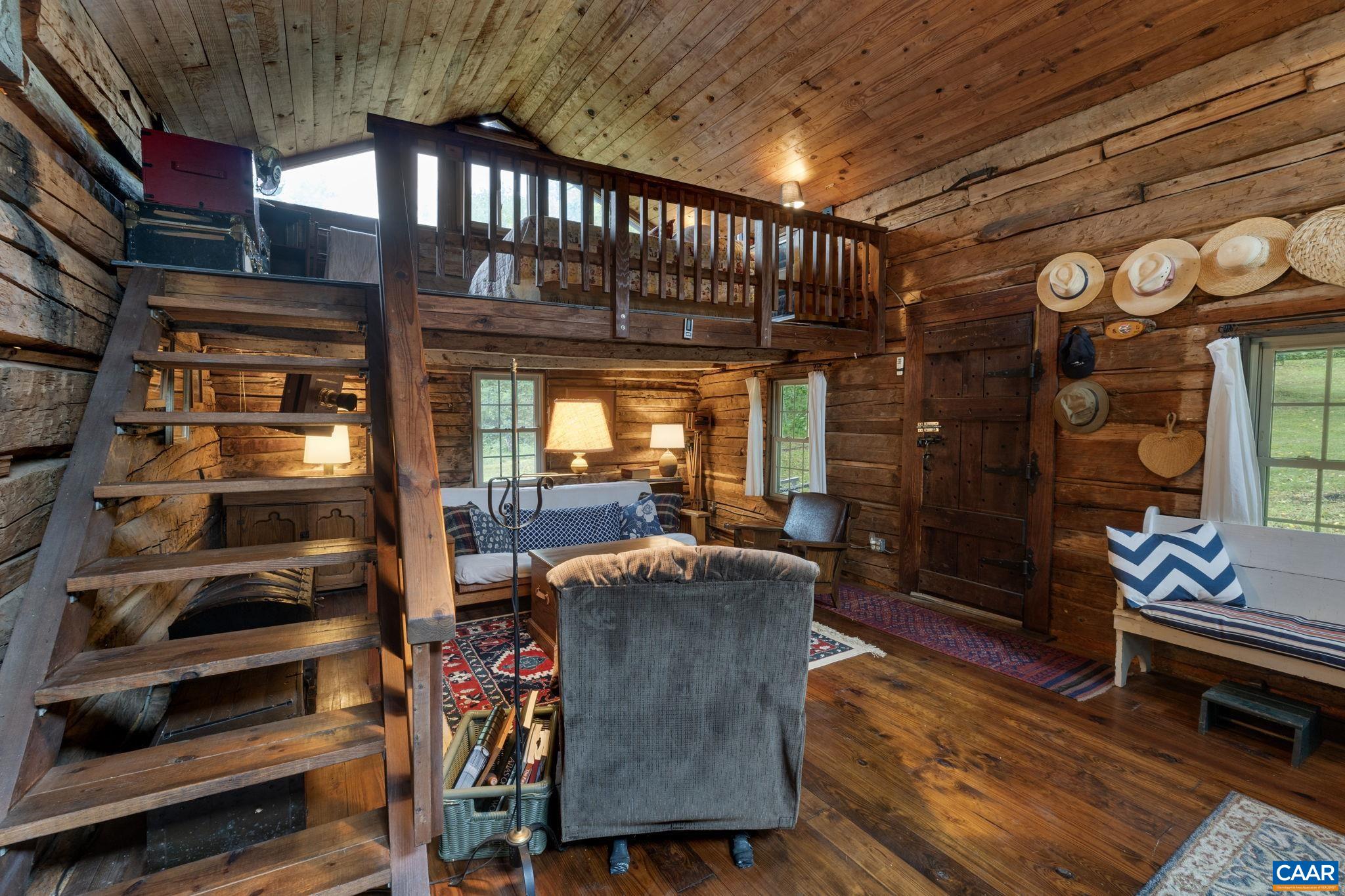 1098 POCOSAN MOUNTAIN RD