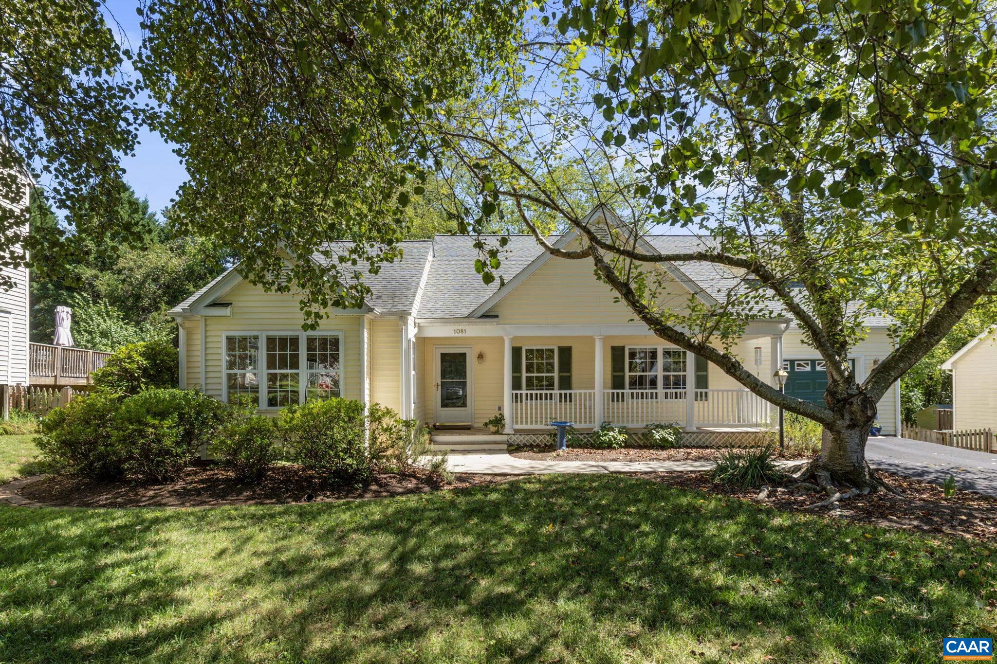 1081 WINTERGREEN LN