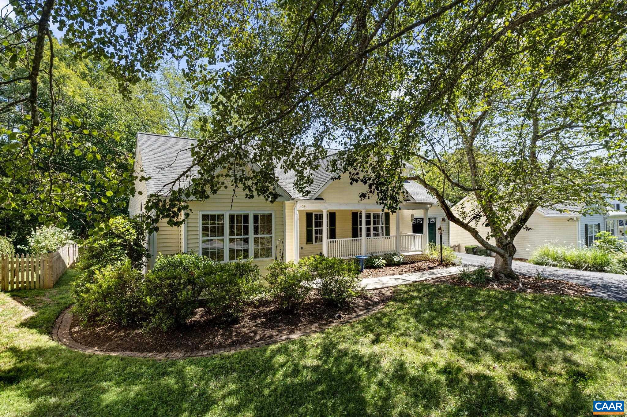 1081 WINTERGREEN LN