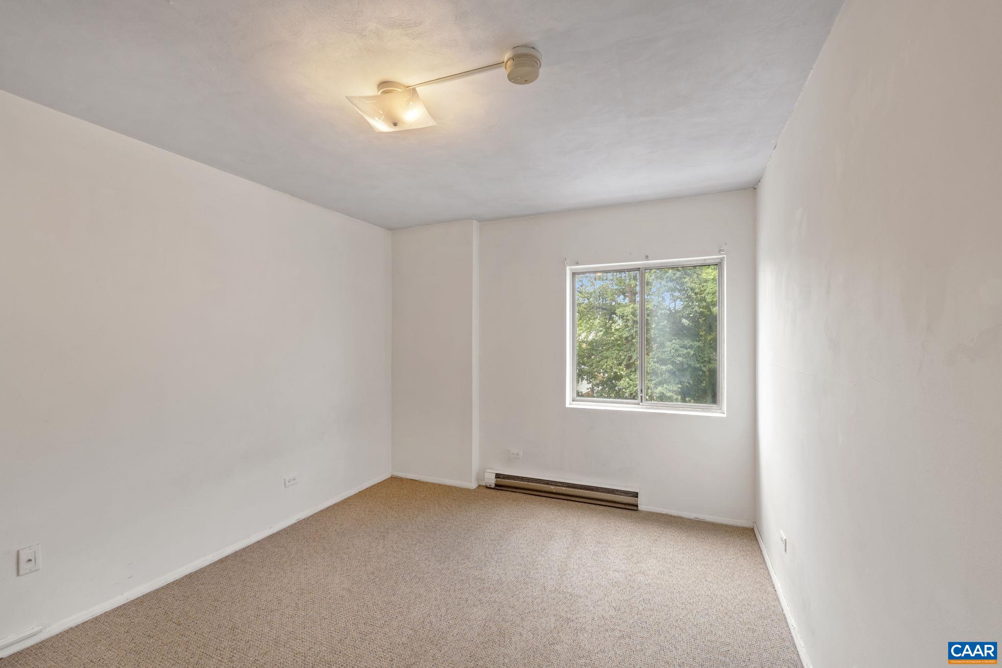 1800 JEFFERSON PARK AVE Unit: 302