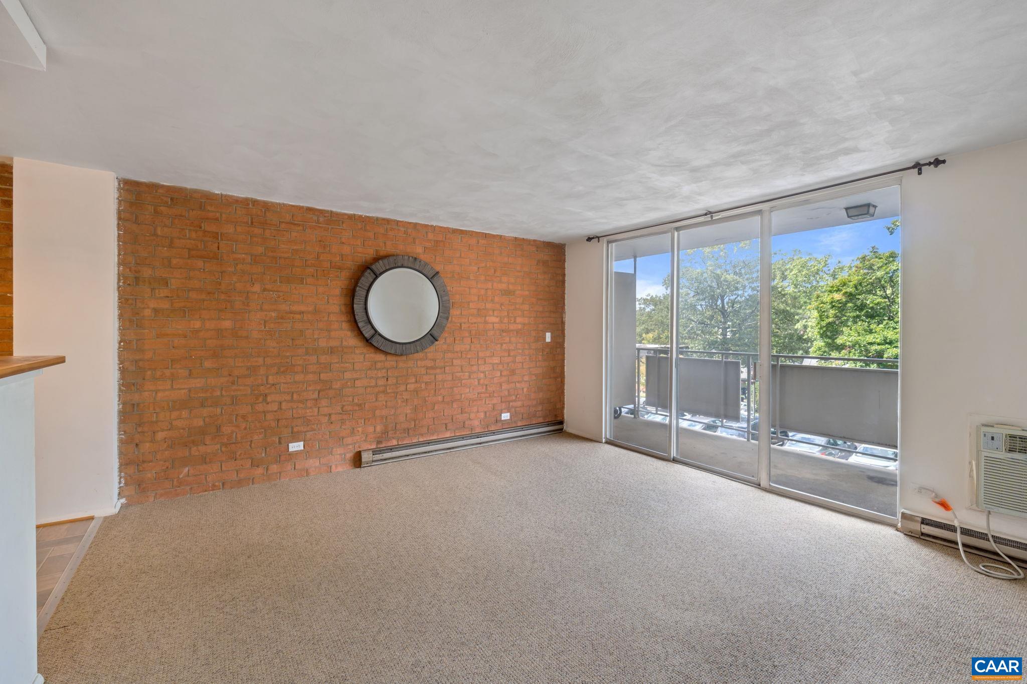 1800 JEFFERSON PARK AVE Unit: 302