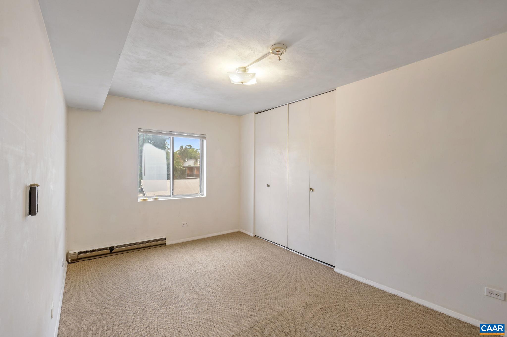 1800 JEFFERSON PARK AVE Unit: 302