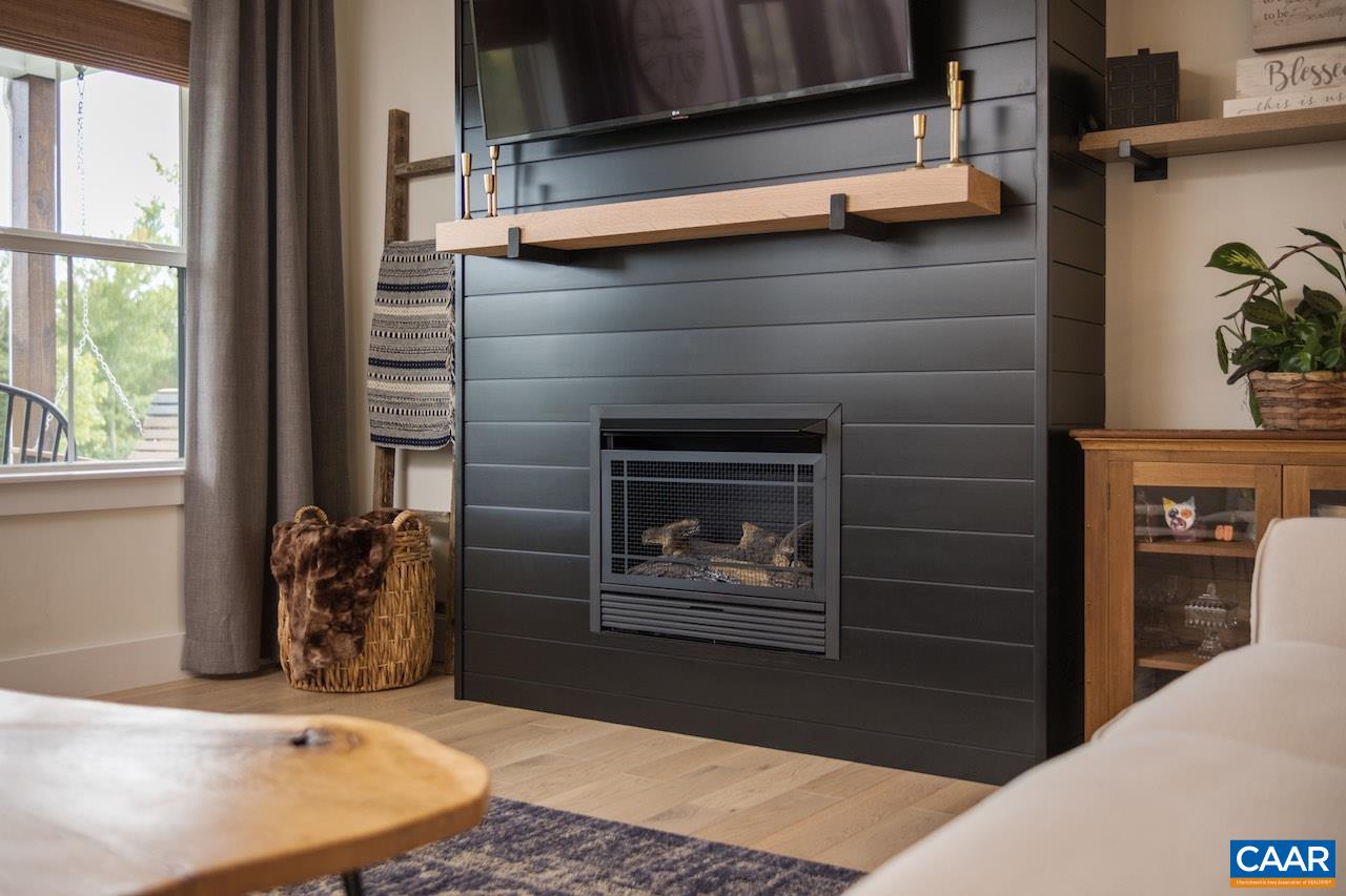 7115 ROCKFISH VALLEY HWY