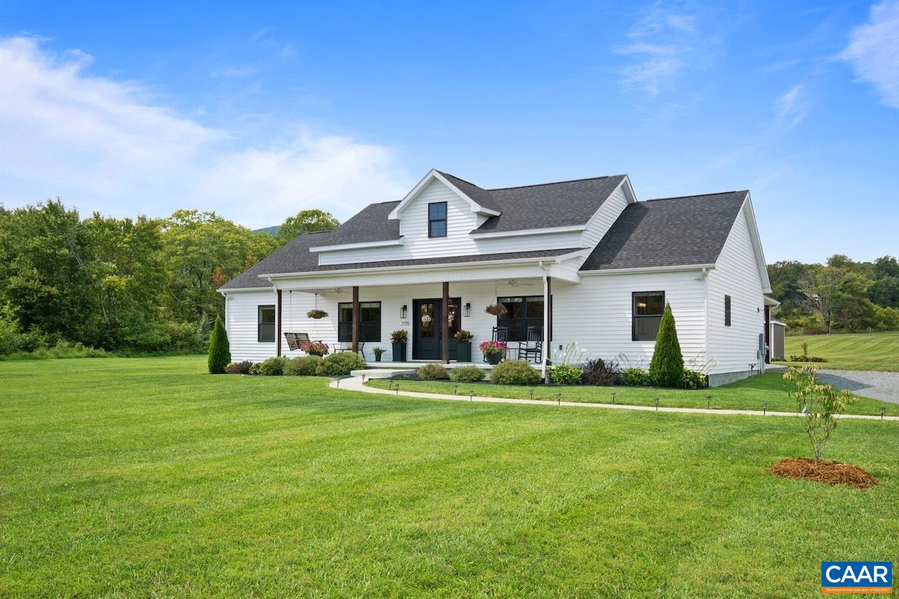 7115 ROCKFISH VALLEY HWY