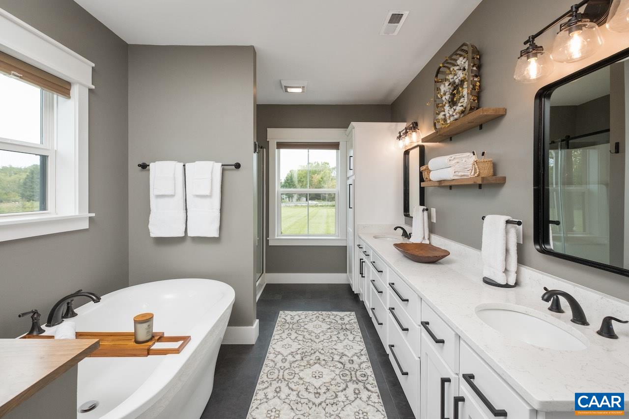 7115 ROCKFISH VALLEY HWY