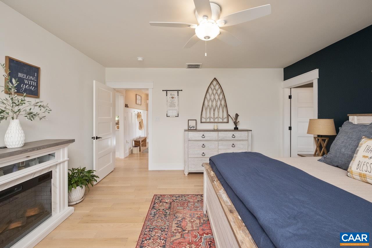 7115 ROCKFISH VALLEY HWY