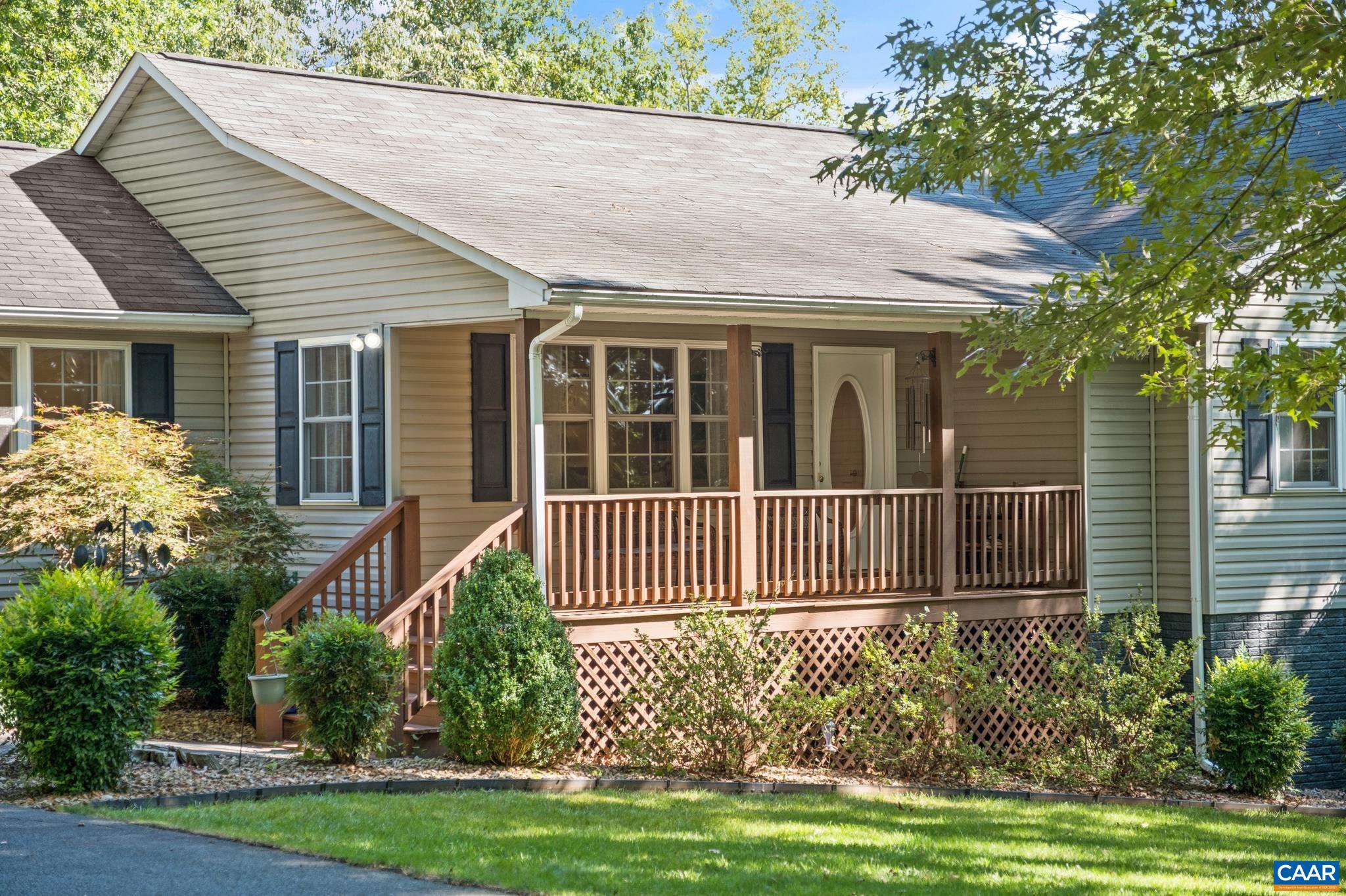 507 TRUSLOWS LN