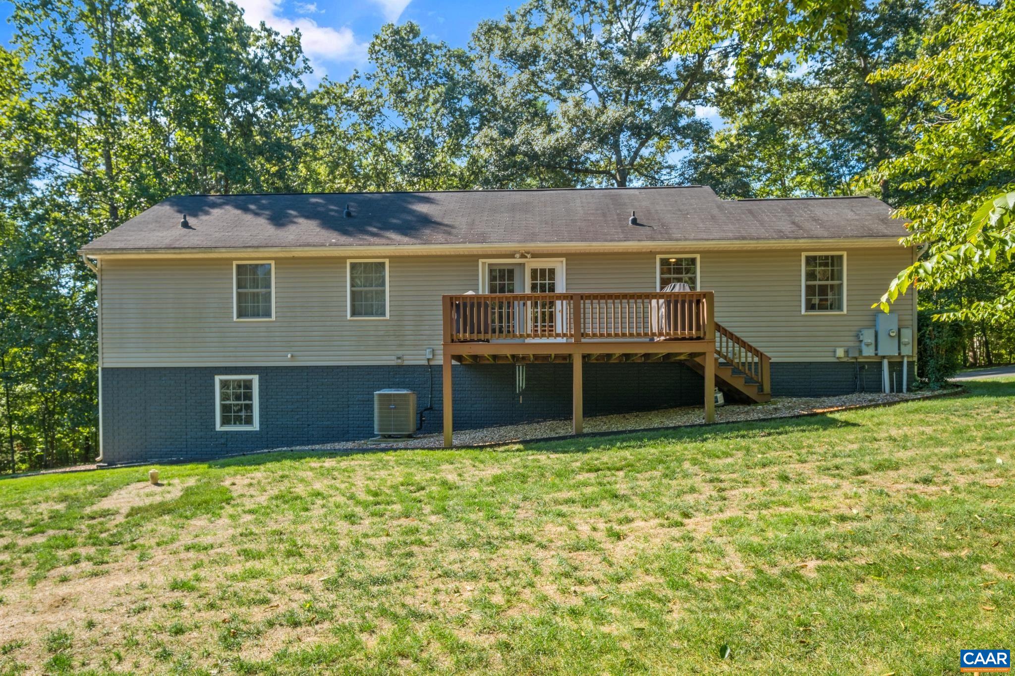 507 TRUSLOWS LN