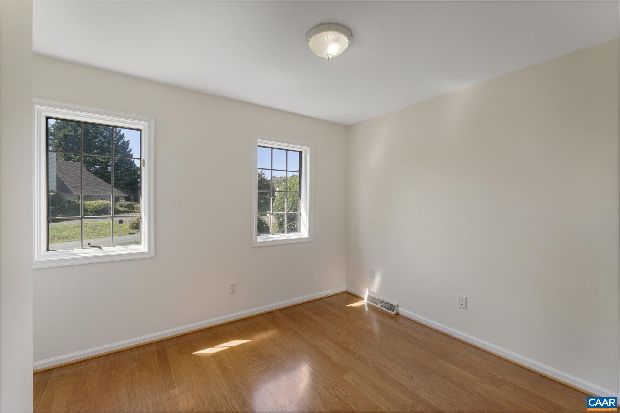 4835 MECHUMS RIVER RD