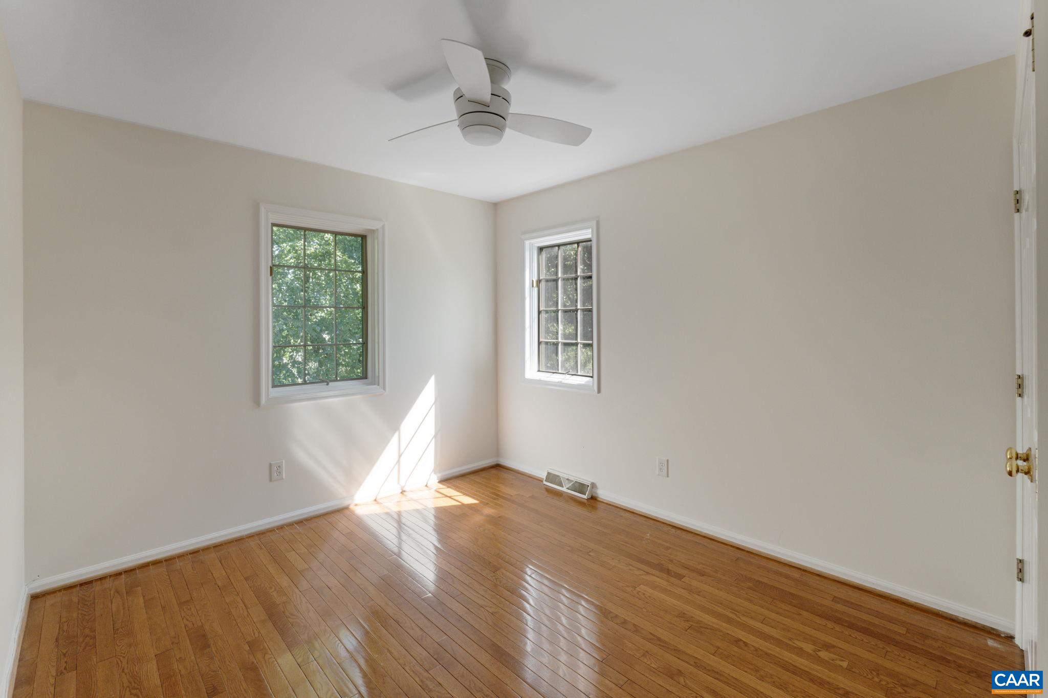 4835 MECHUMS RIVER RD