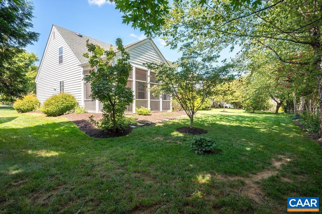 738 RUSSET RD