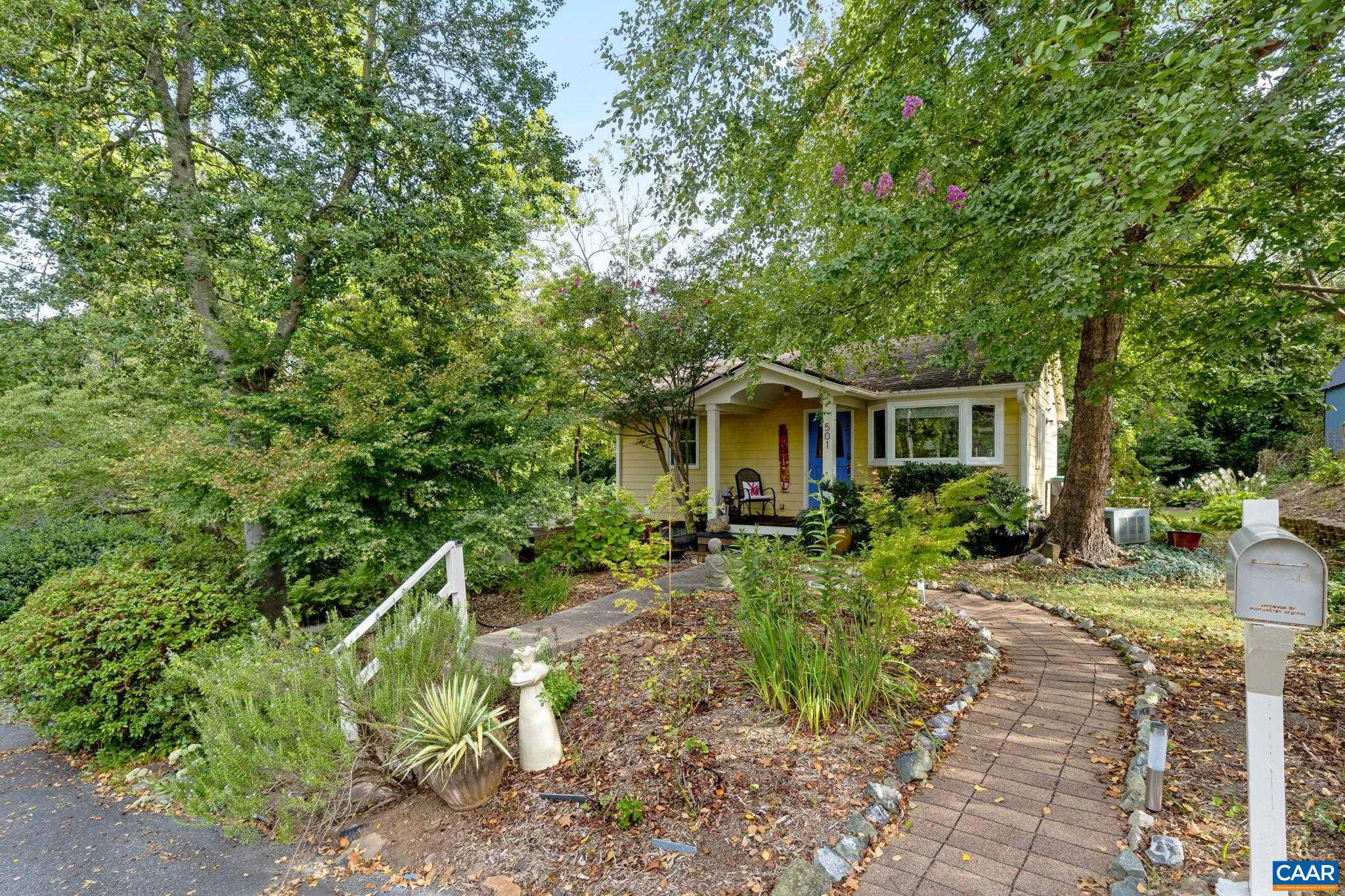 501 STONEHENGE AVE