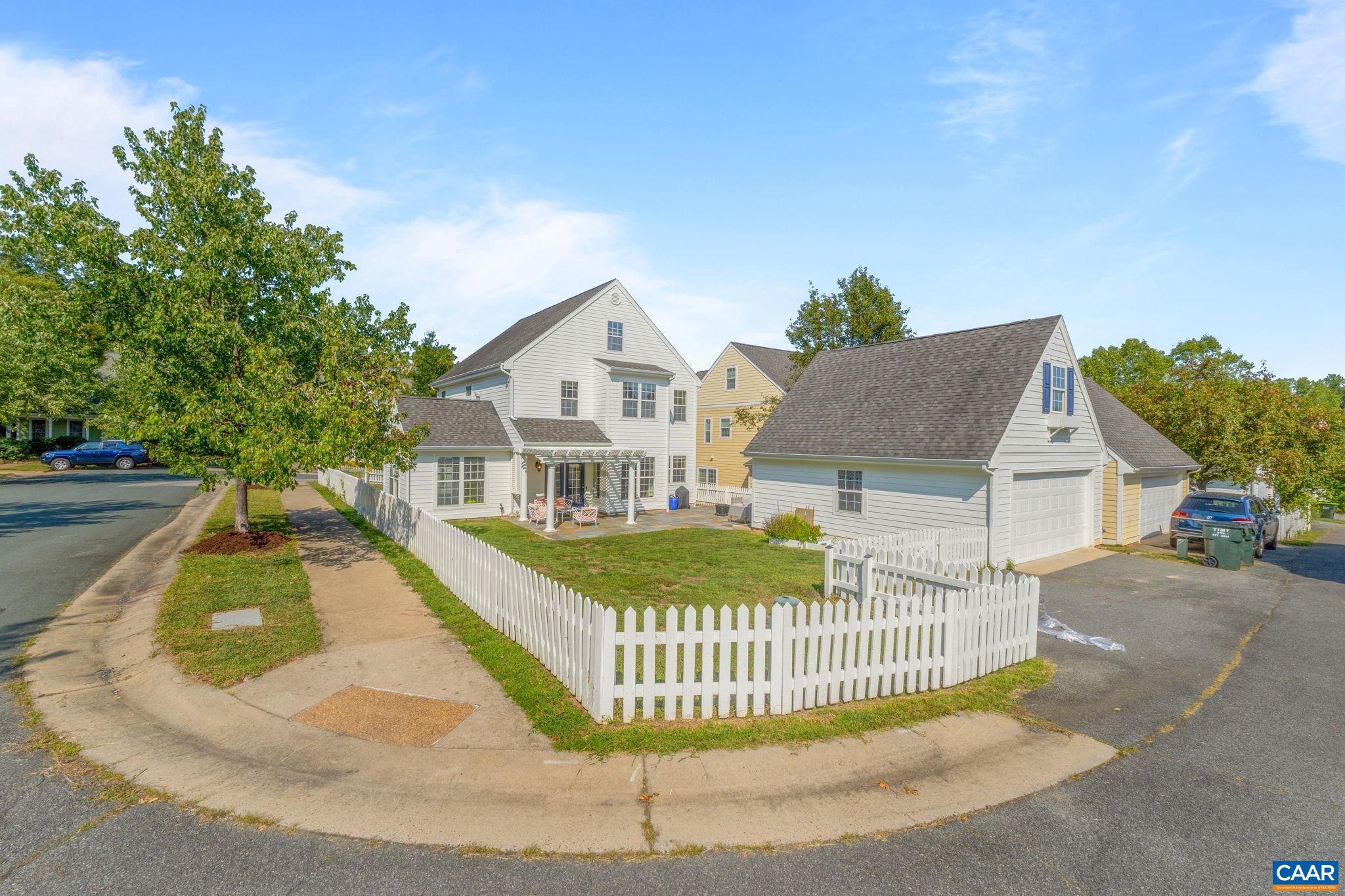 1891 CLAY DR
