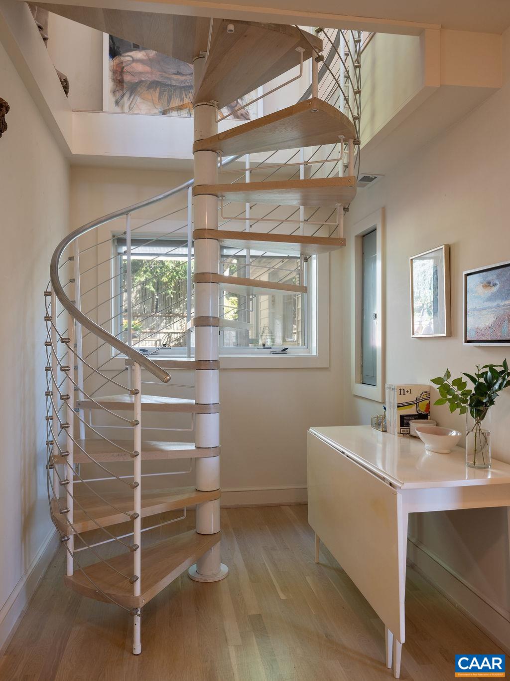 107 PERRY DR