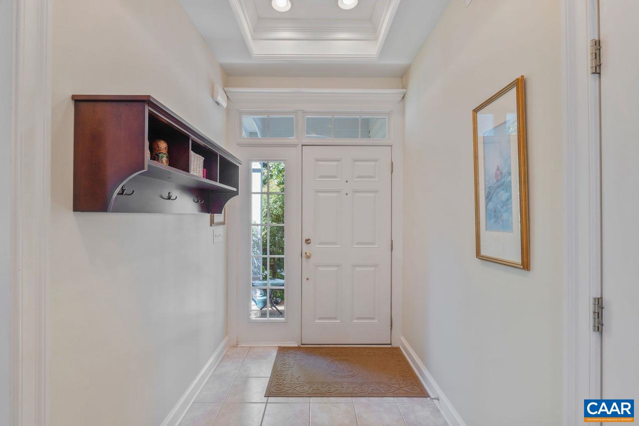1102 COURTYARD DR