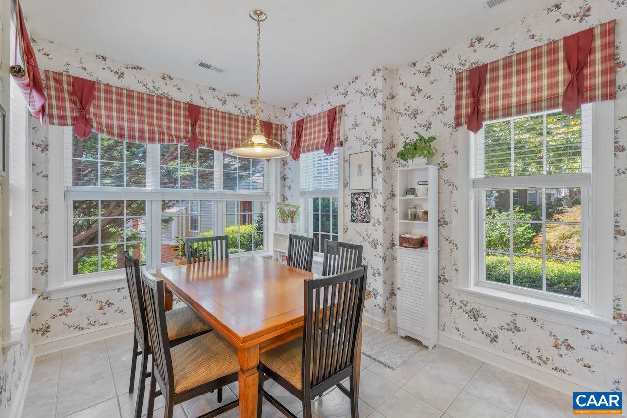 1102 COURTYARD DR