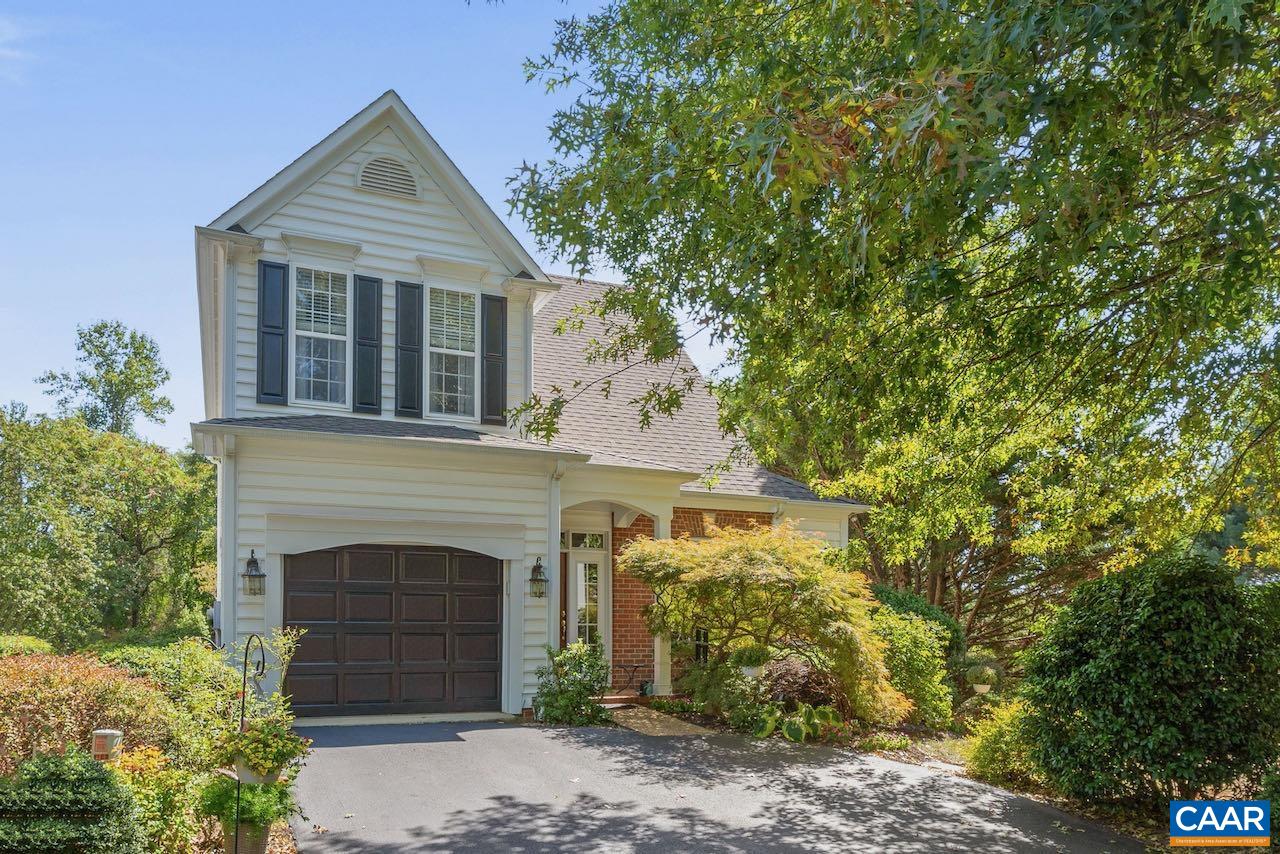 1102 COURTYARD DR