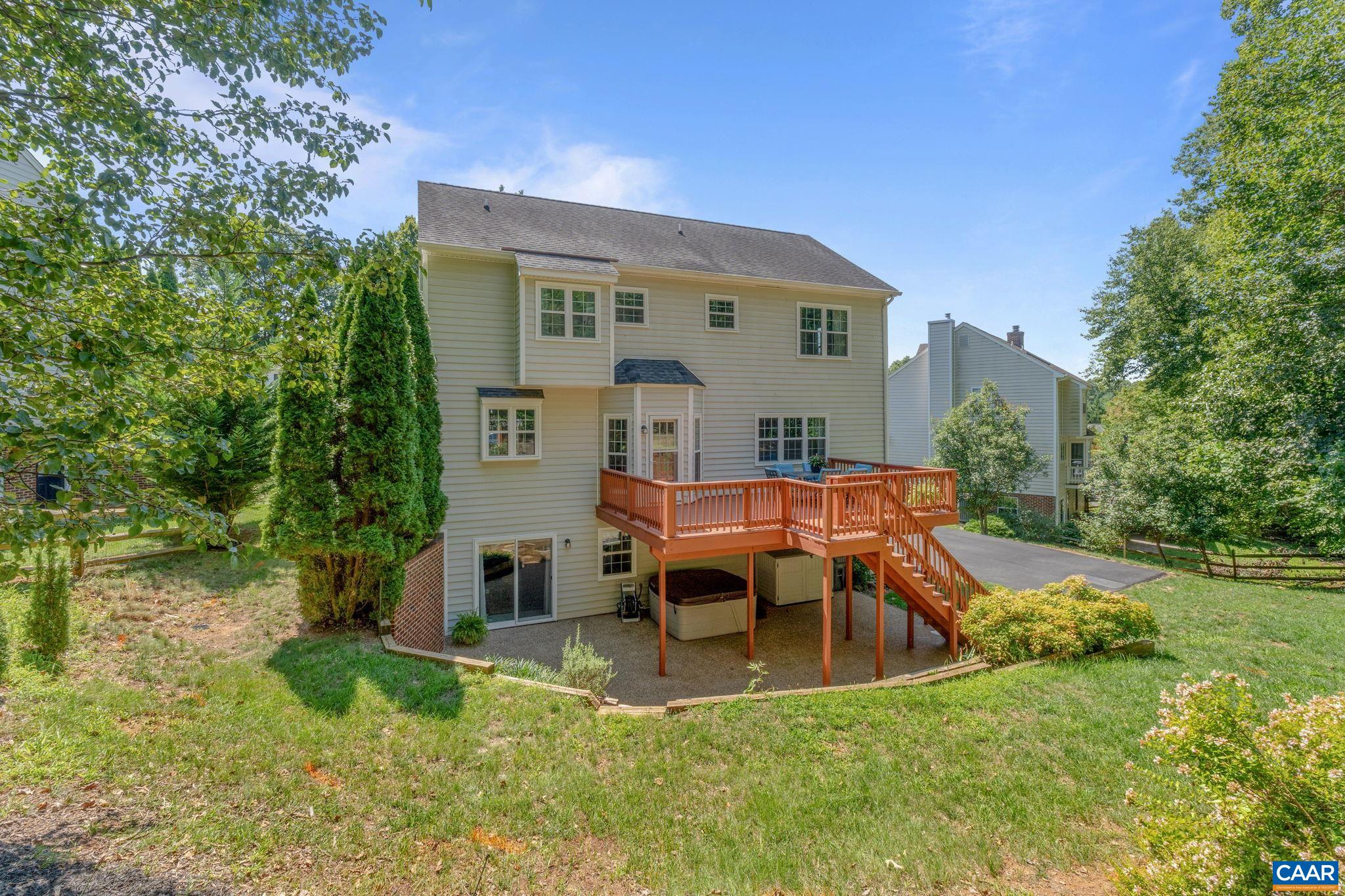 1634 PEPPERIDGE LN