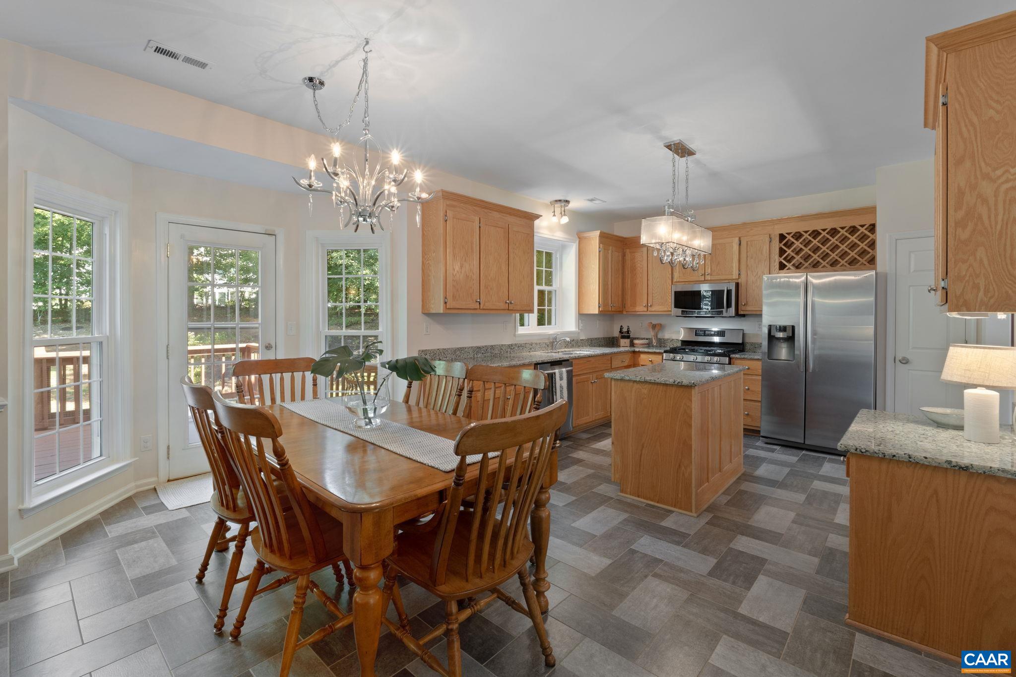 1634 PEPPERIDGE LN