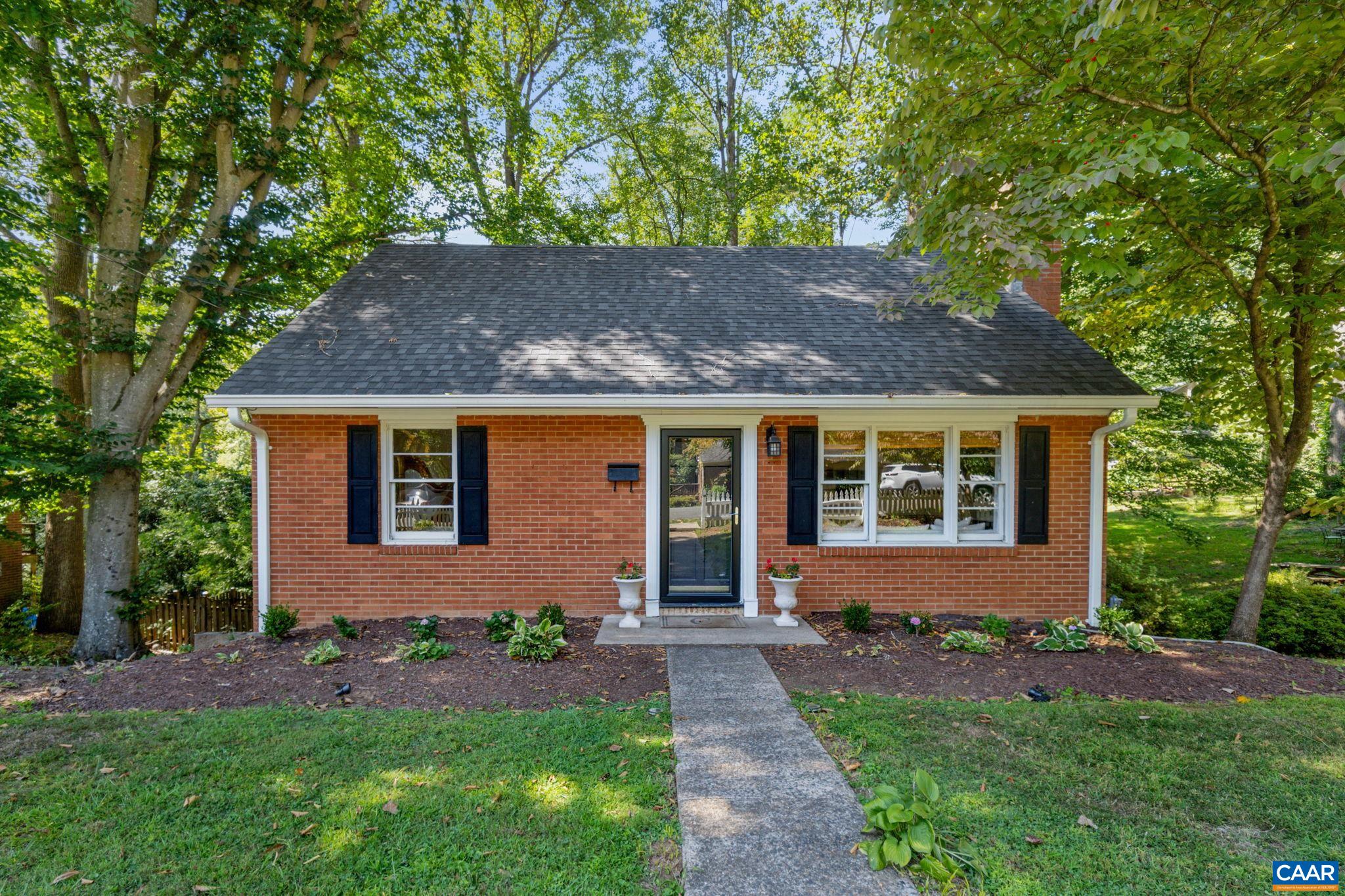 2731 MCELROY DR