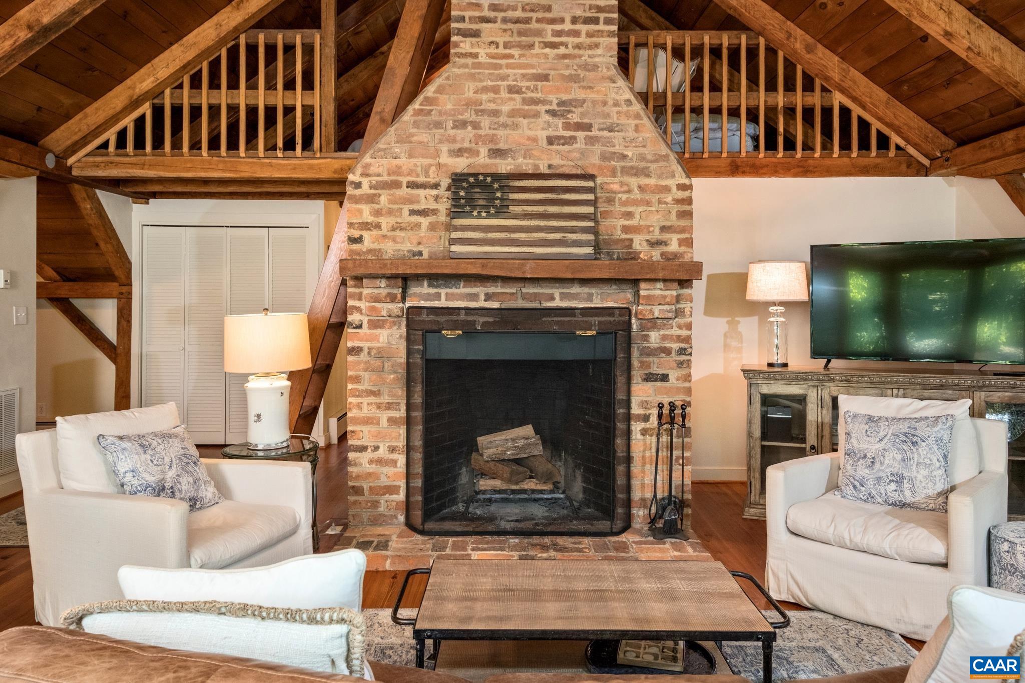 177 SOUTH FOREST DR