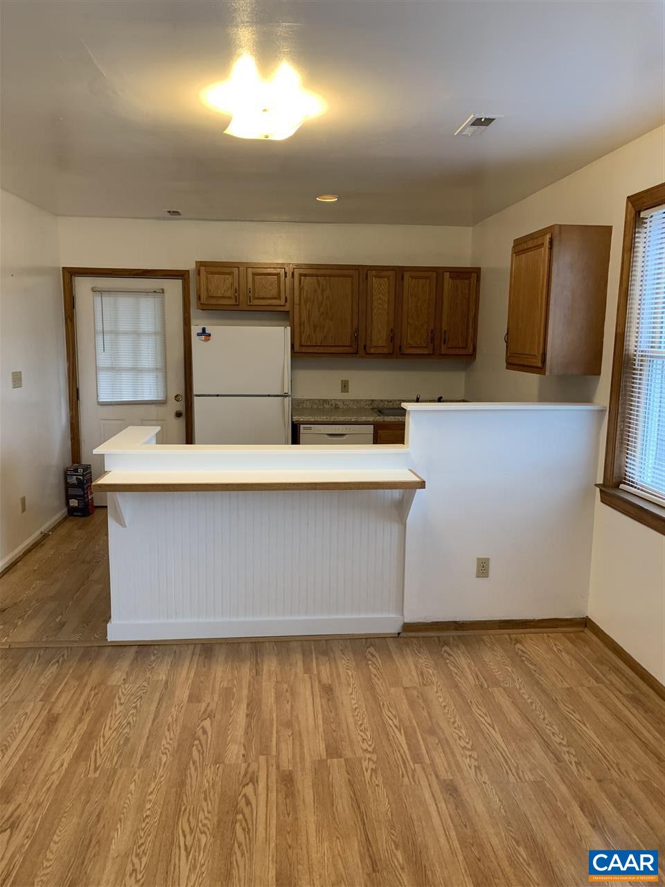 108 CARROLLTON TER Unit: B