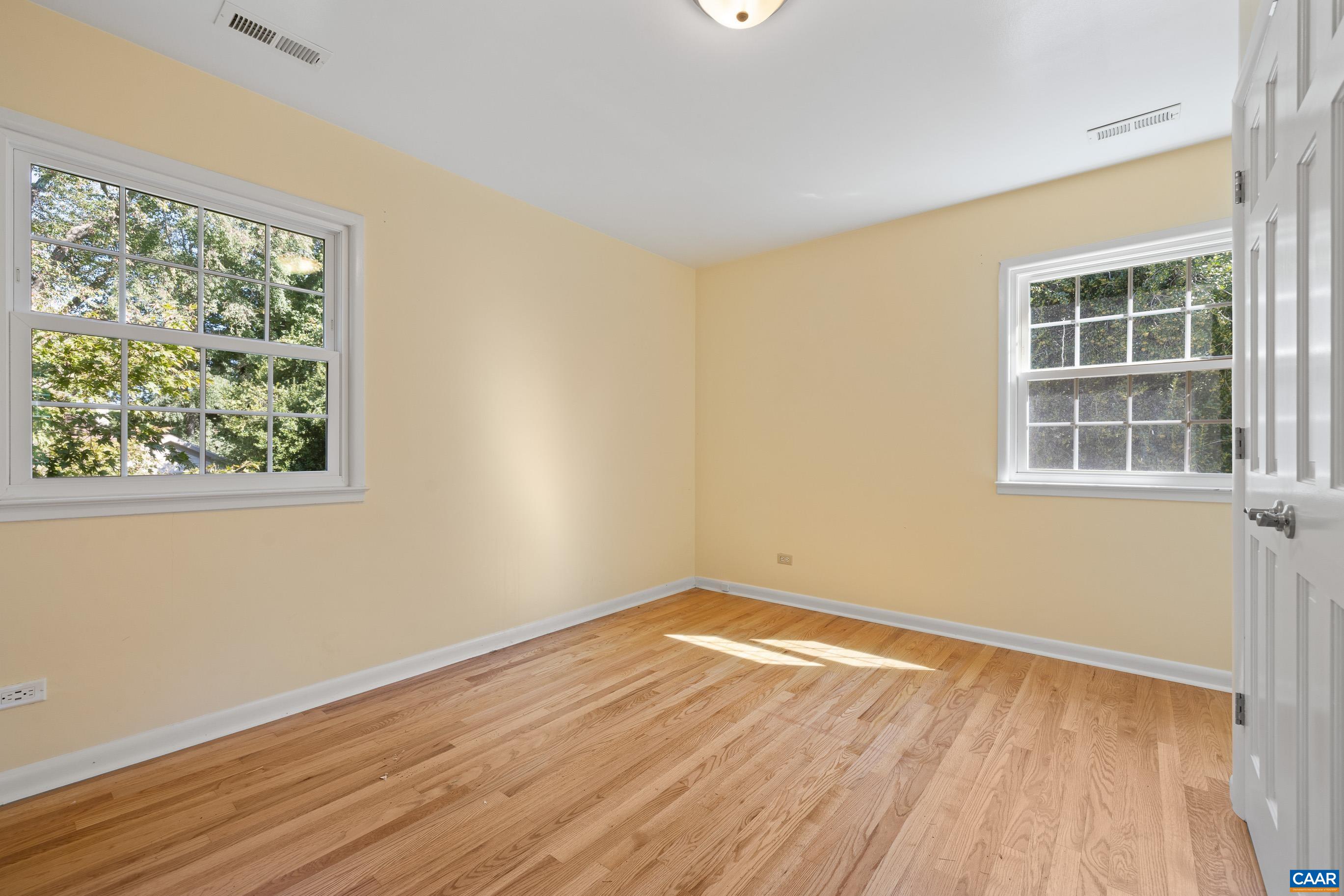 2601 NORTHFIELD RD