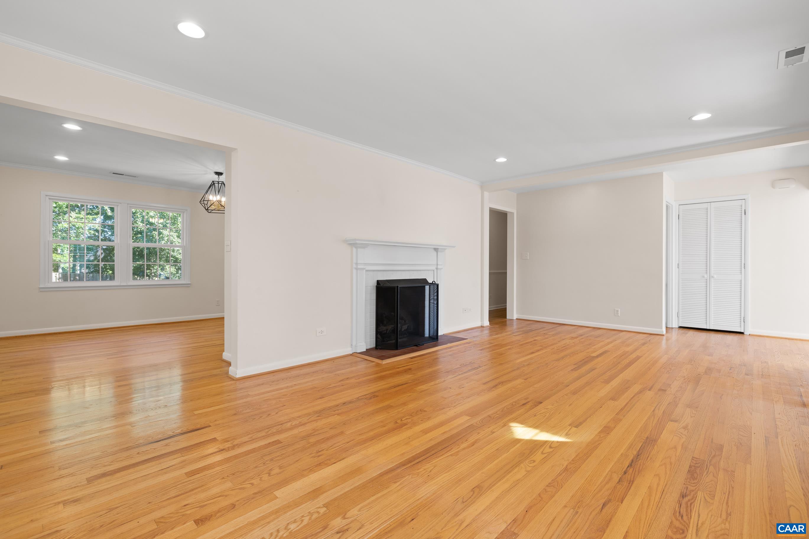 2601 NORTHFIELD RD