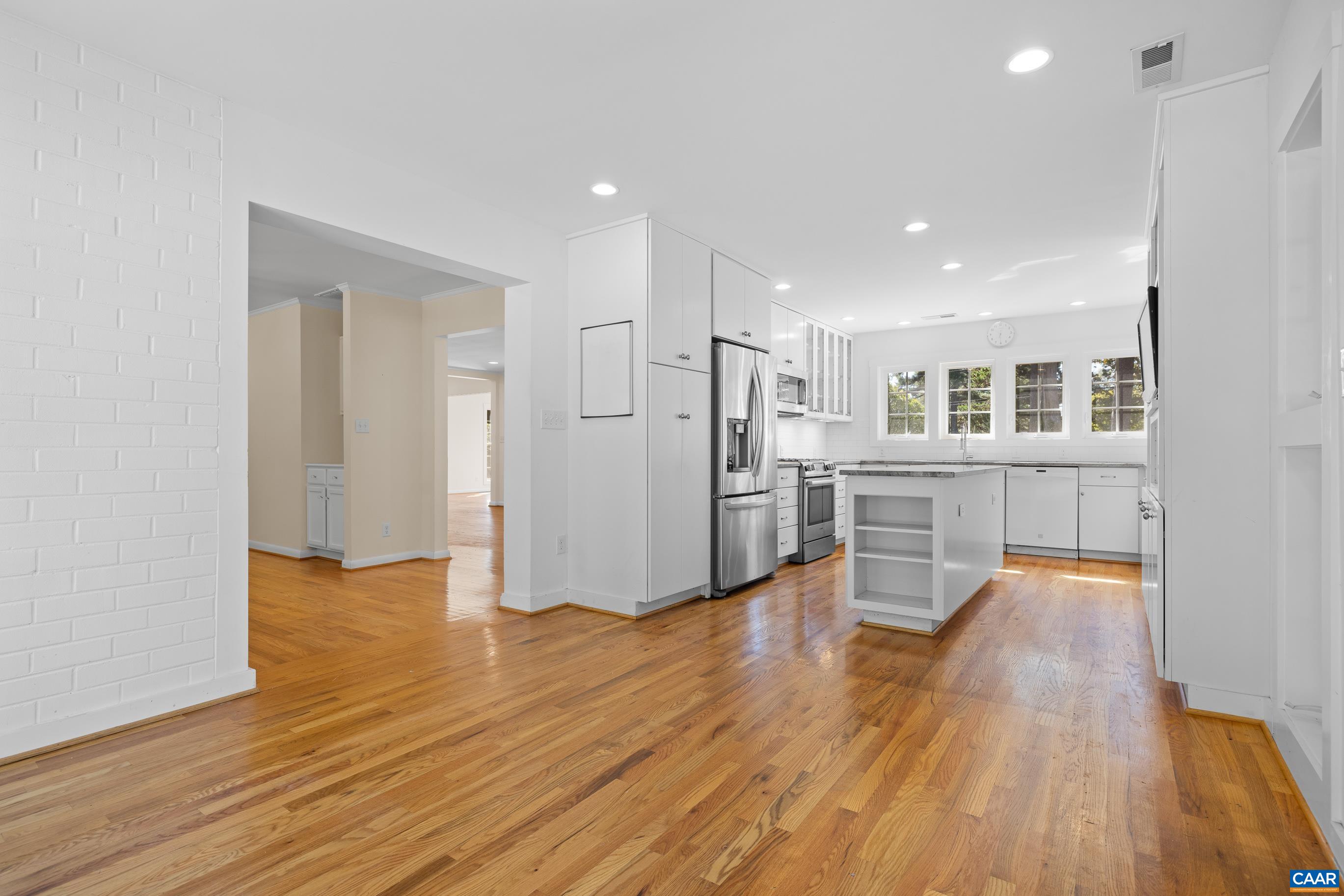 2601 NORTHFIELD RD