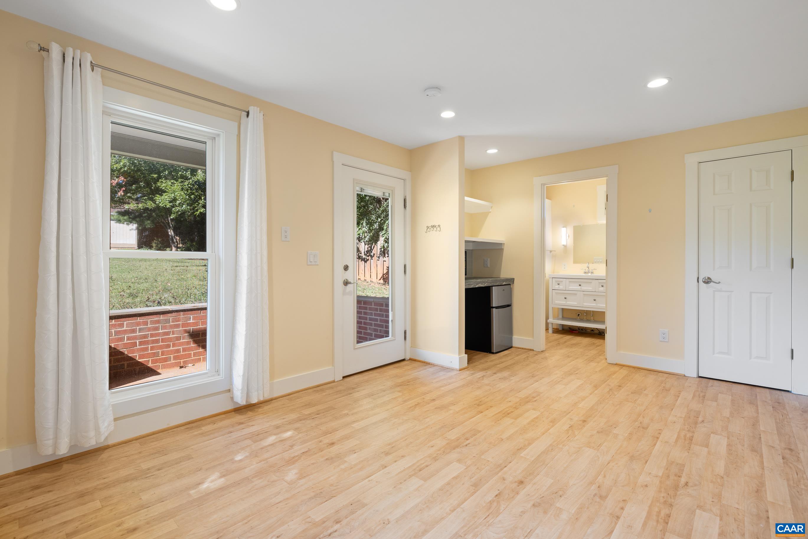 2601 NORTHFIELD RD