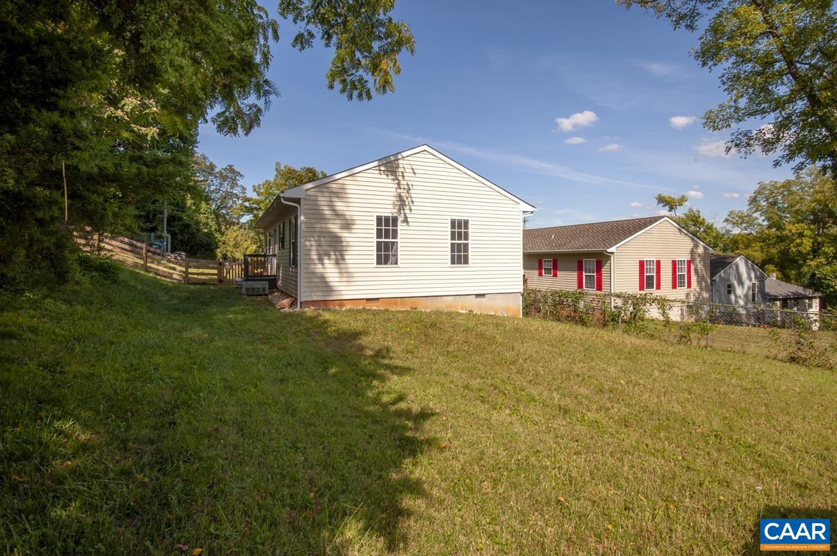 717 ELM ST