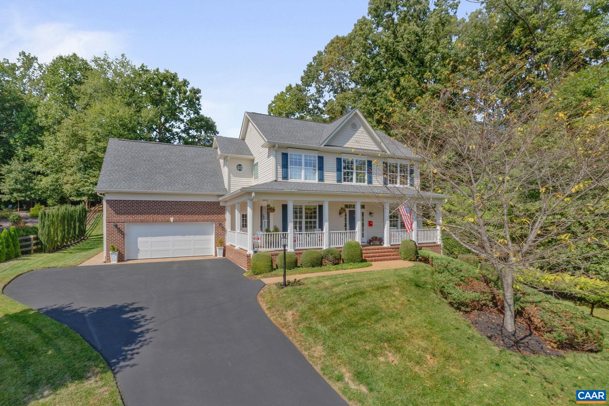 397 LAKE DR
