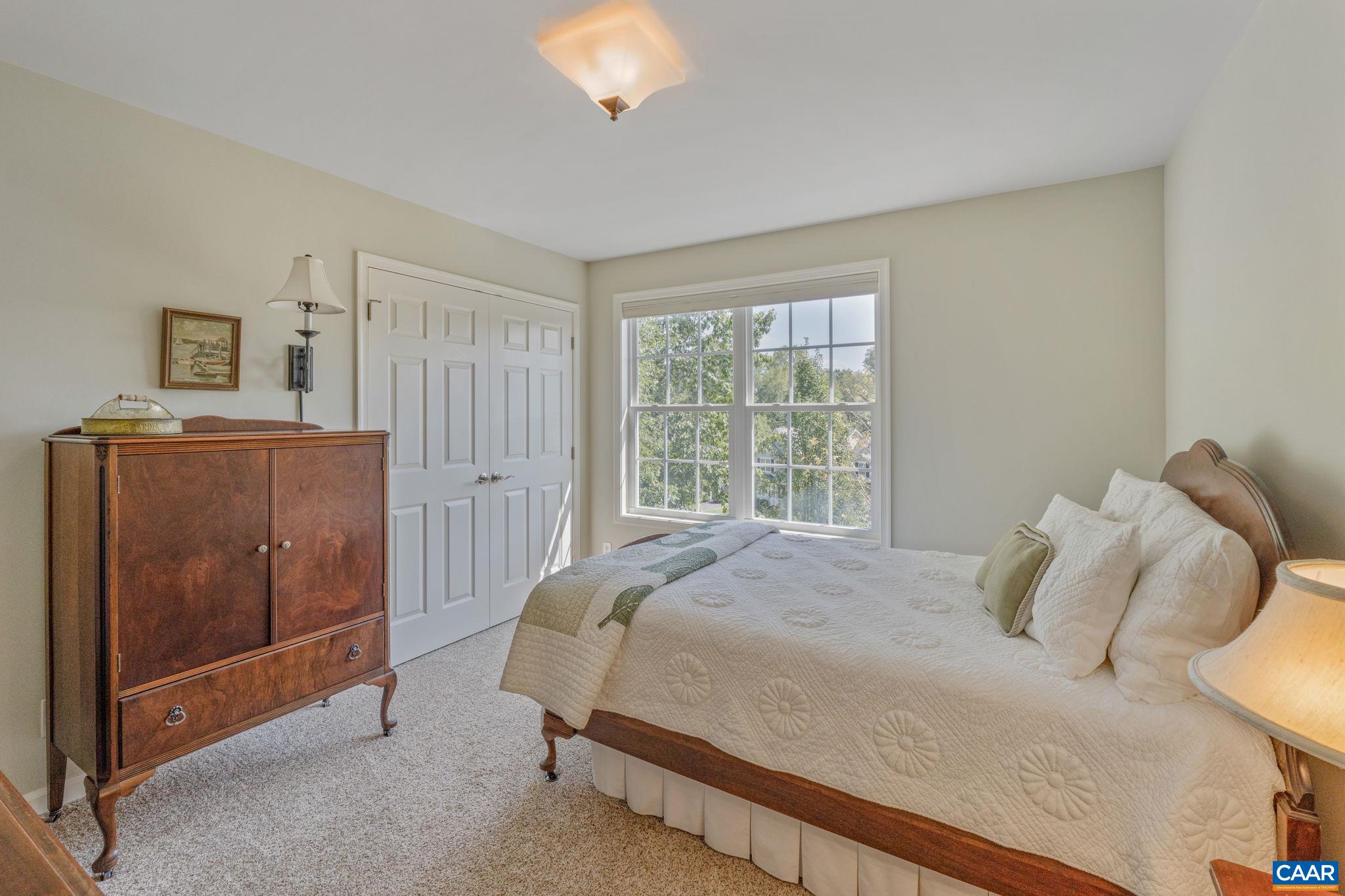 397 LAKE DR