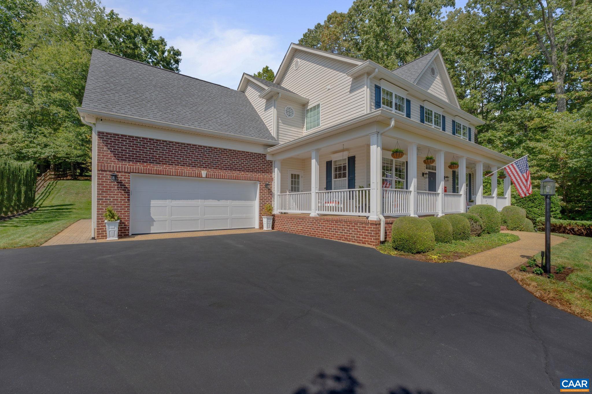 397 LAKE DR