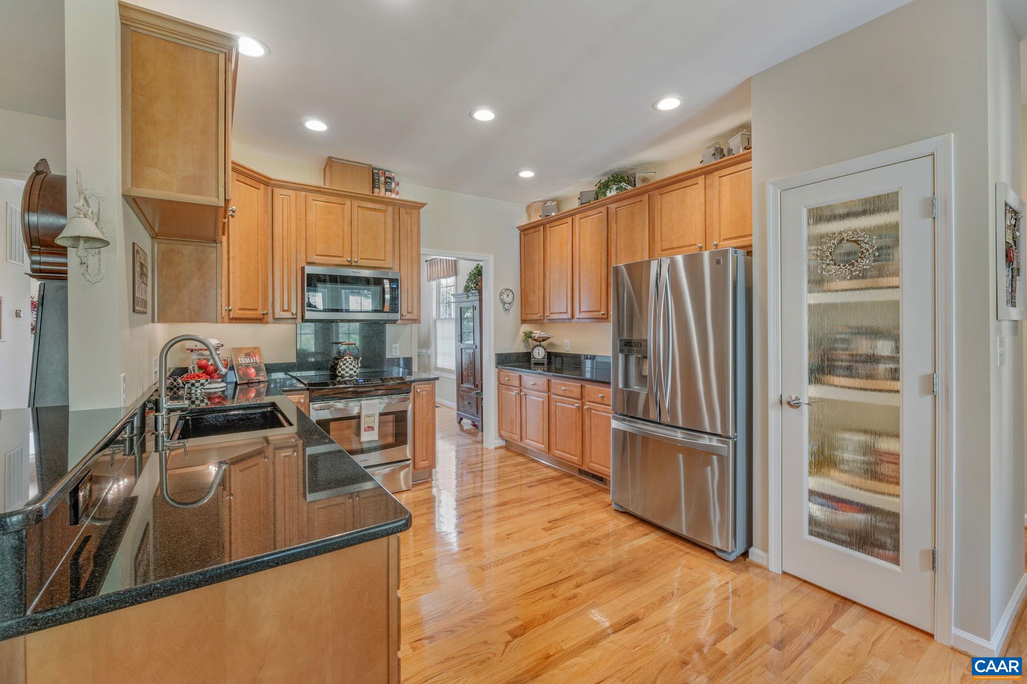 397 LAKE DR