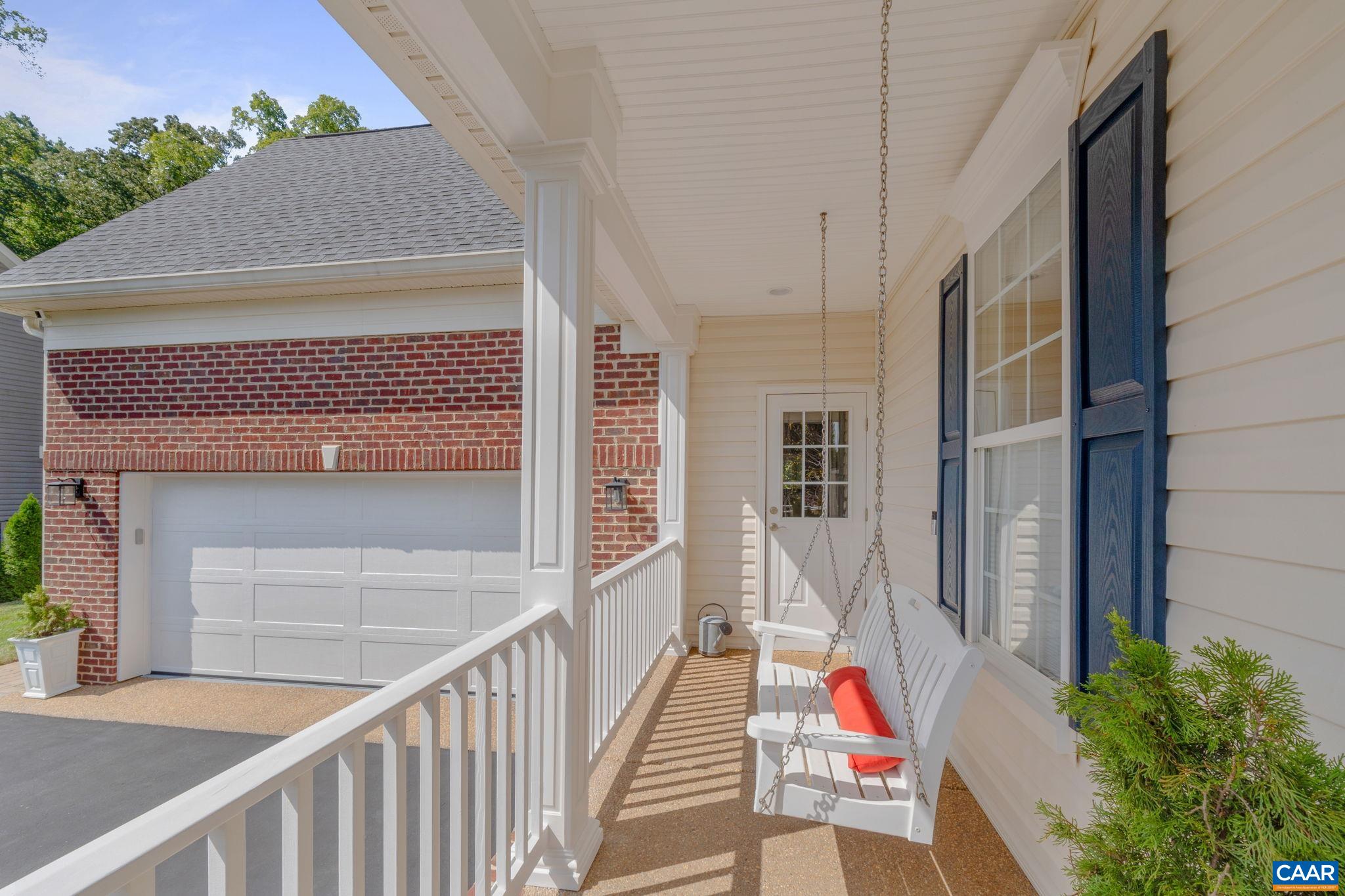 397 LAKE DR