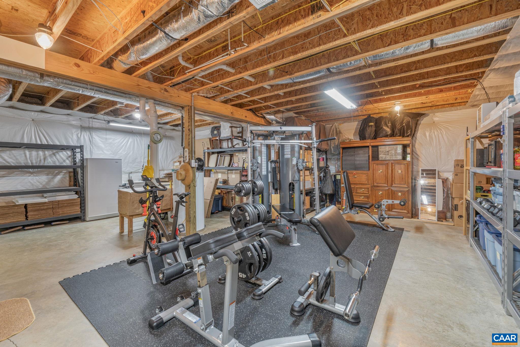 397 LAKE DR