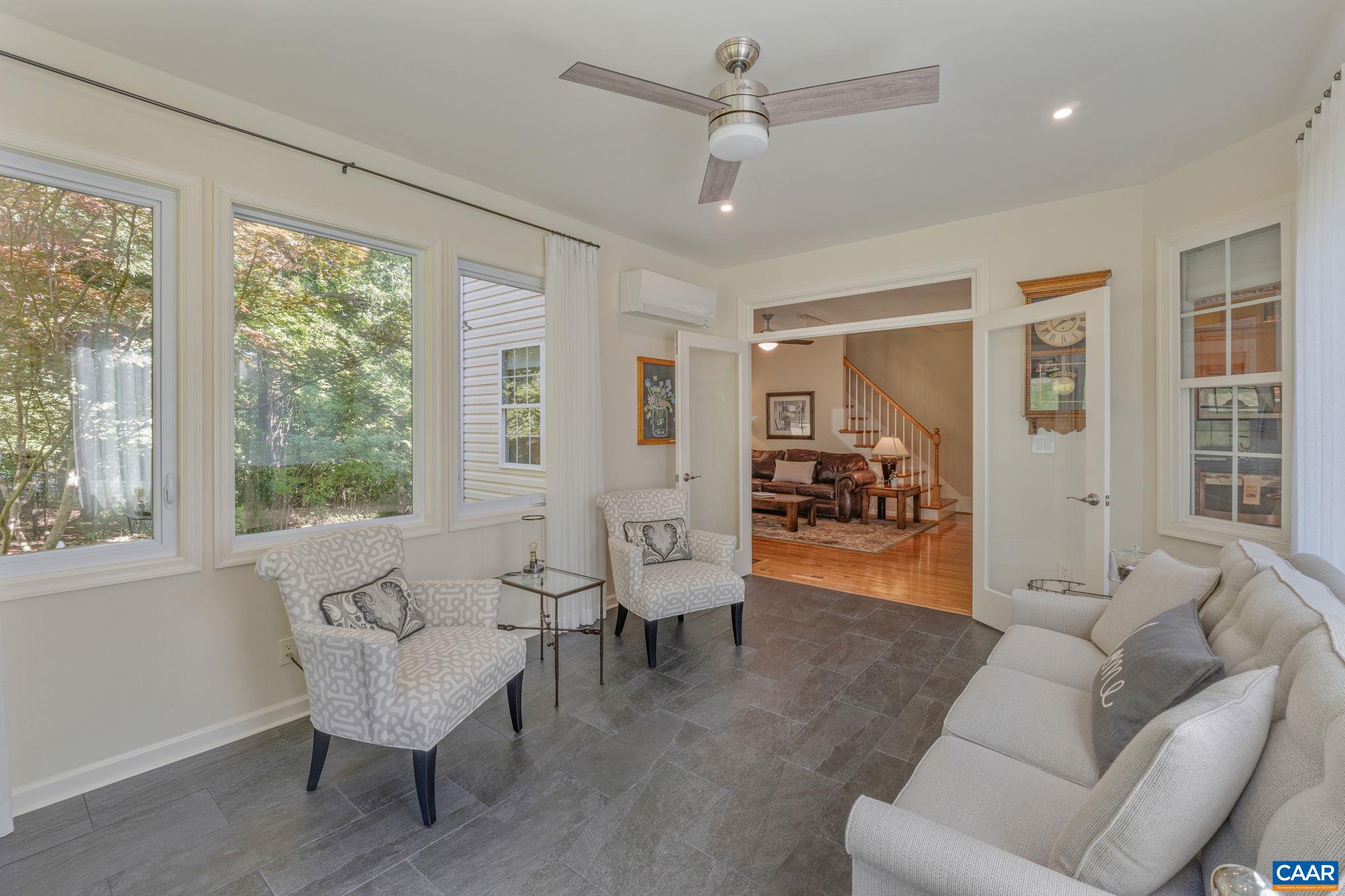 397 LAKE DR