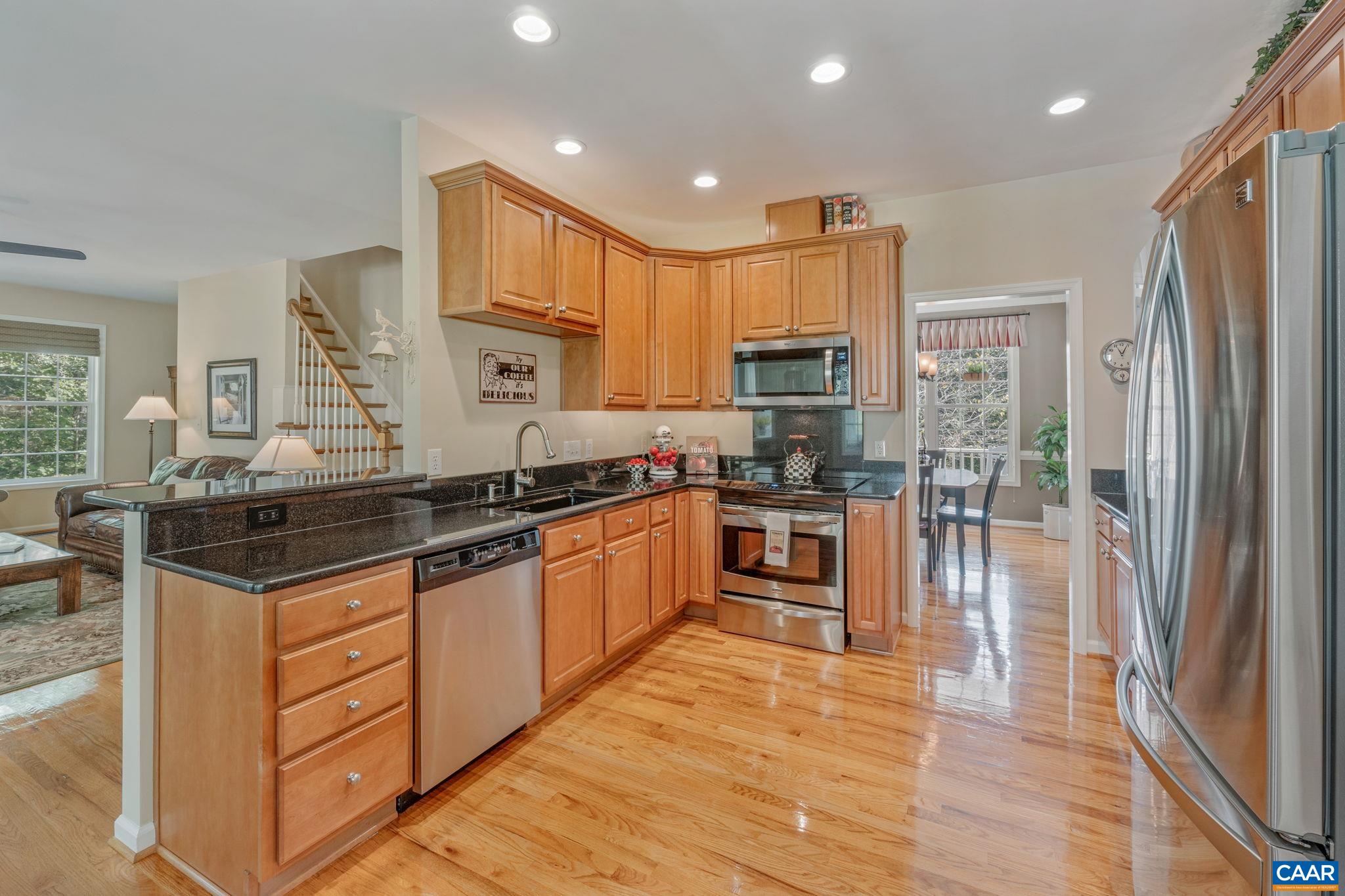 397 LAKE DR