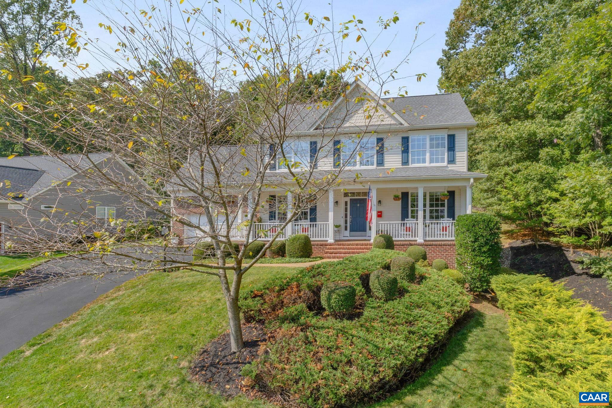 397 LAKE DR