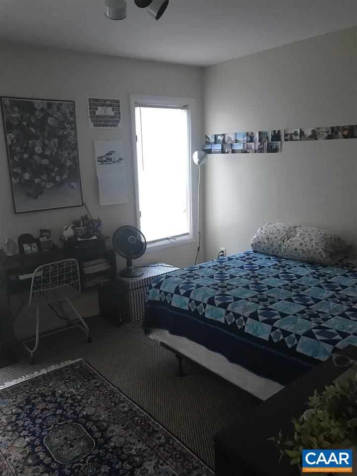 1305 WERTLAND ST Unit: B3